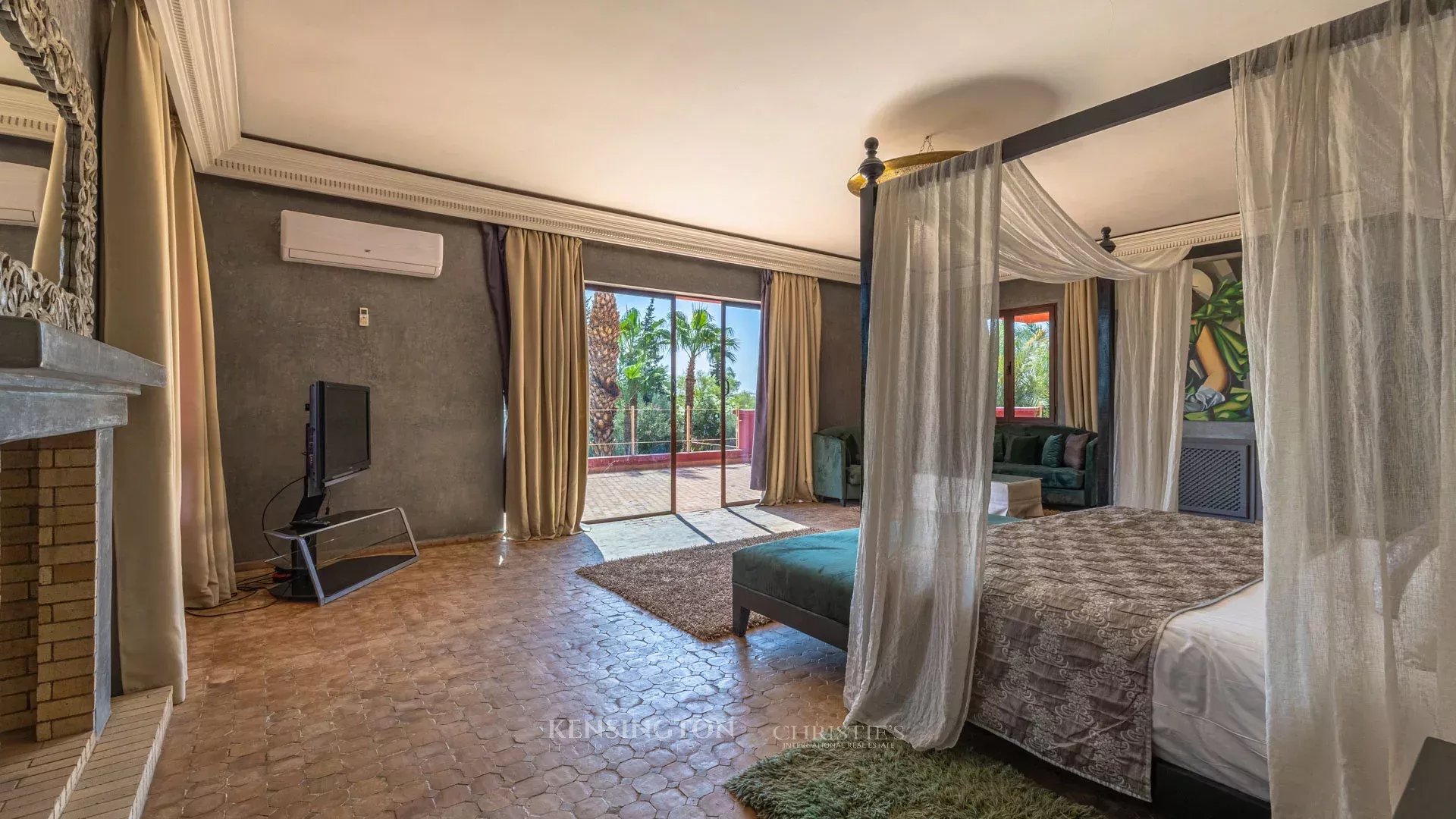5 Bedroom Villa/Townhouse's Image 41