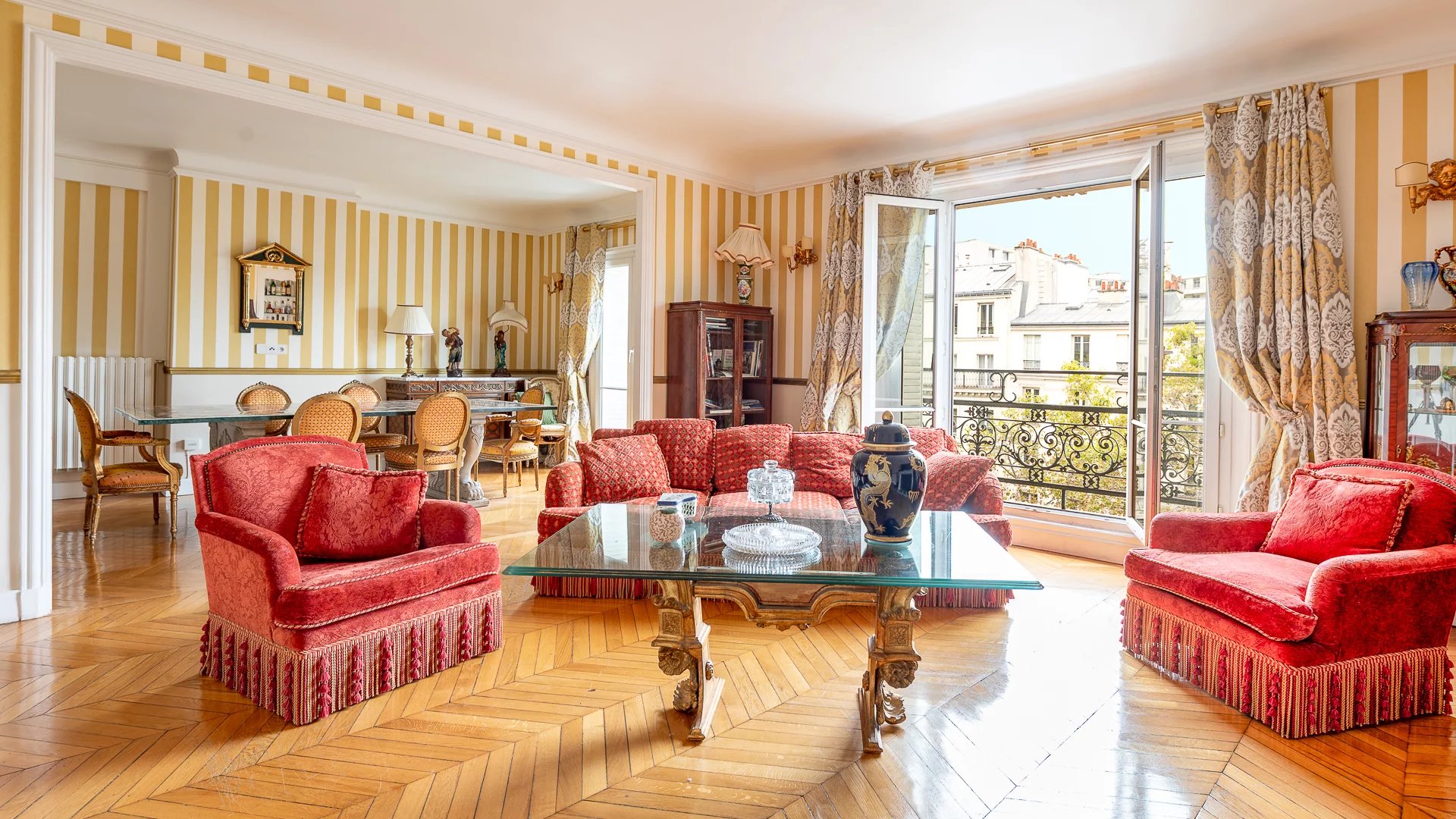 Paris 17e - PLACE DES TERNES