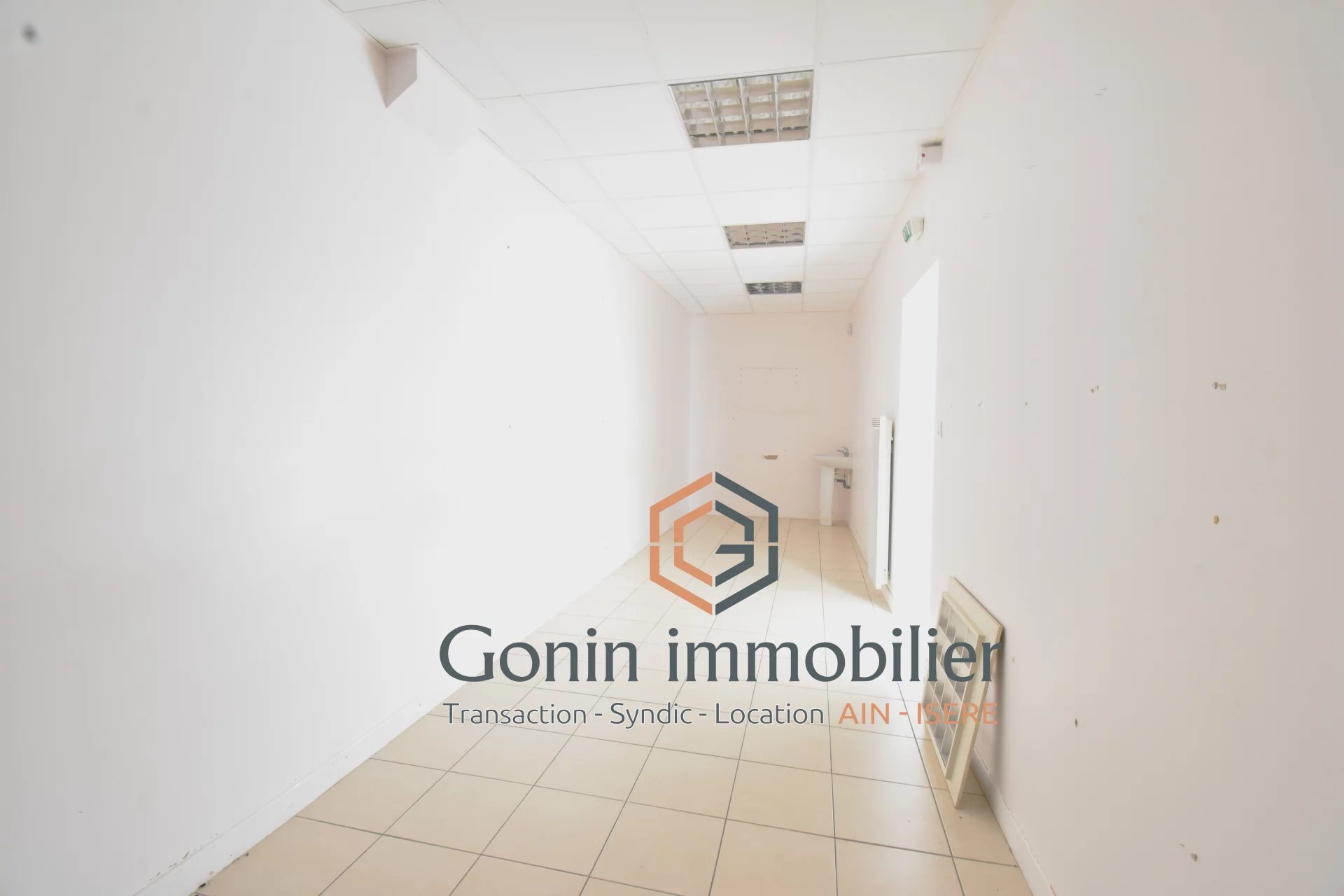 A LOUER LAGNIEU – LOCAL COMMERCIAL