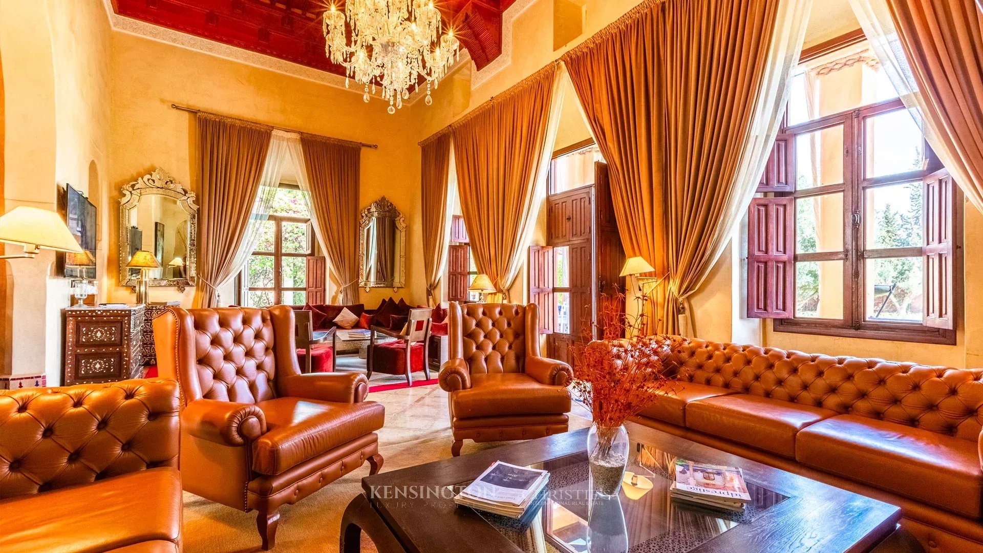 7 Bedroom Villa/Townhouse's Image 13