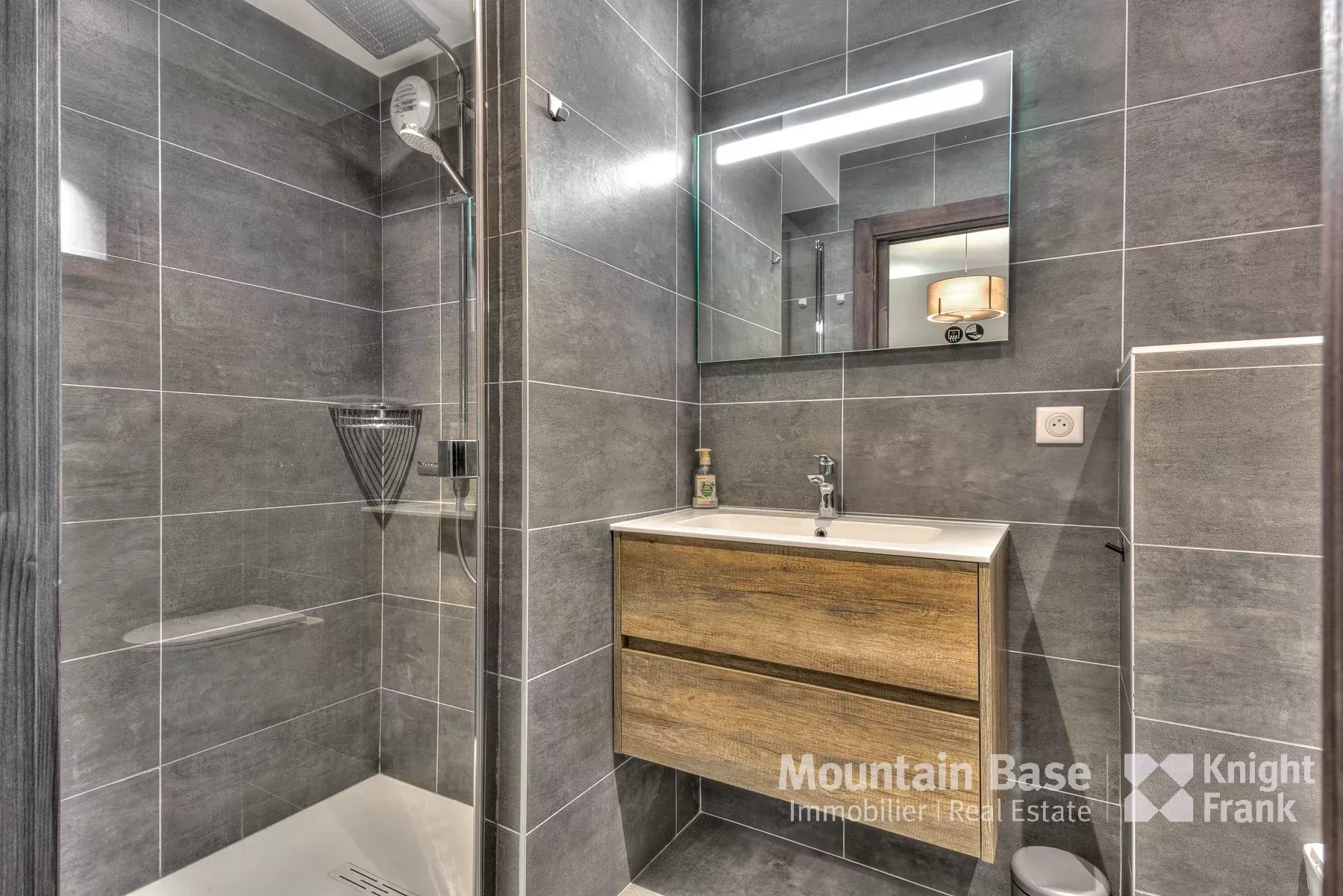 Photo of 4-bedroom apartment in the centre of Morzine