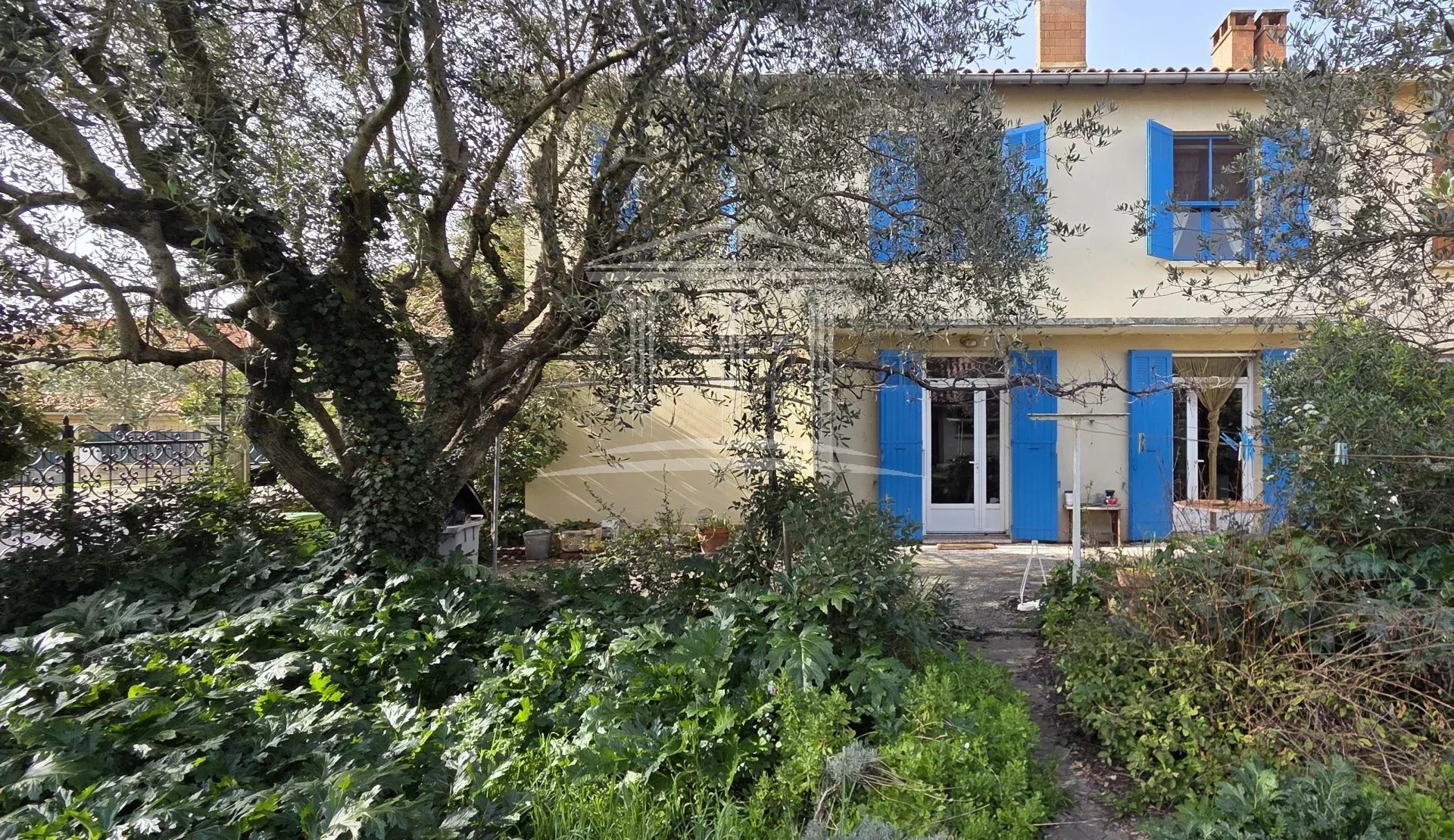 Agence immobilière de 