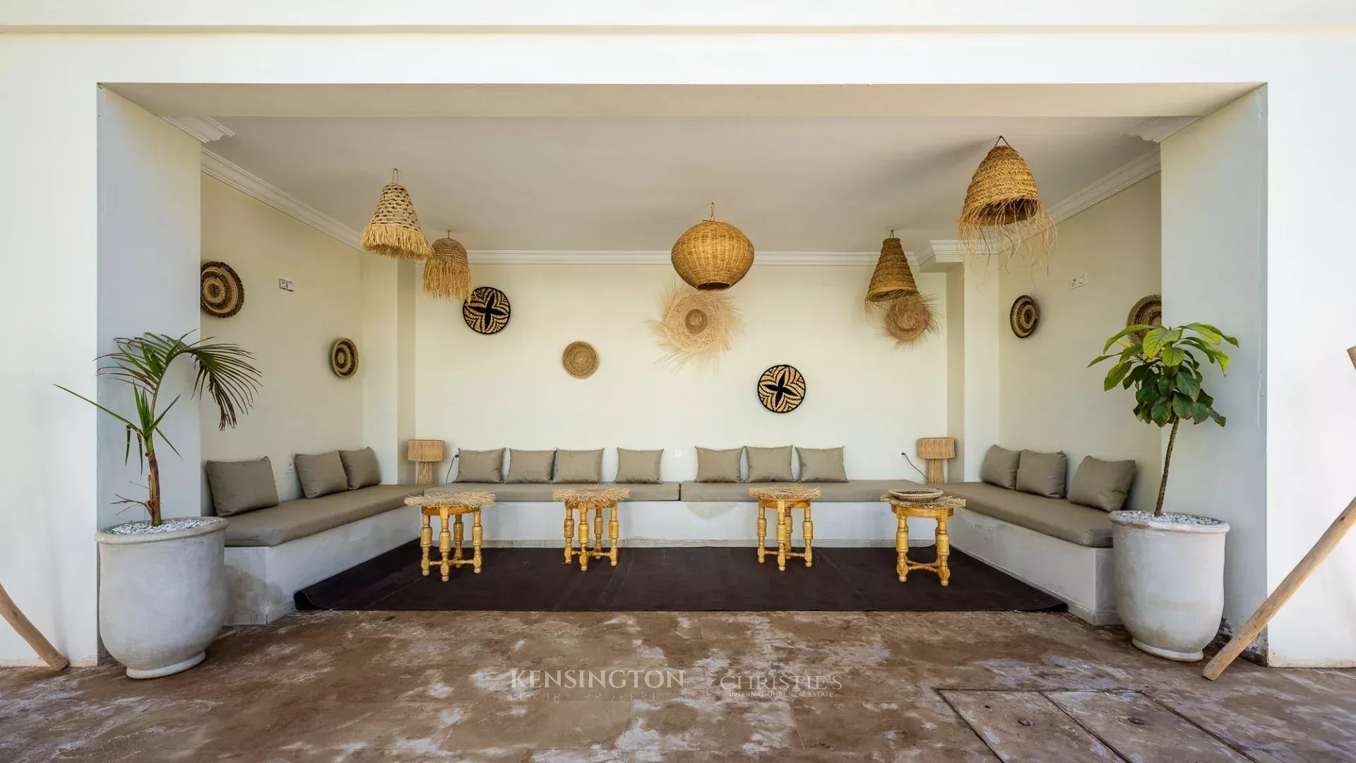 5 Bedroom Villa/Townhouse's Image 9