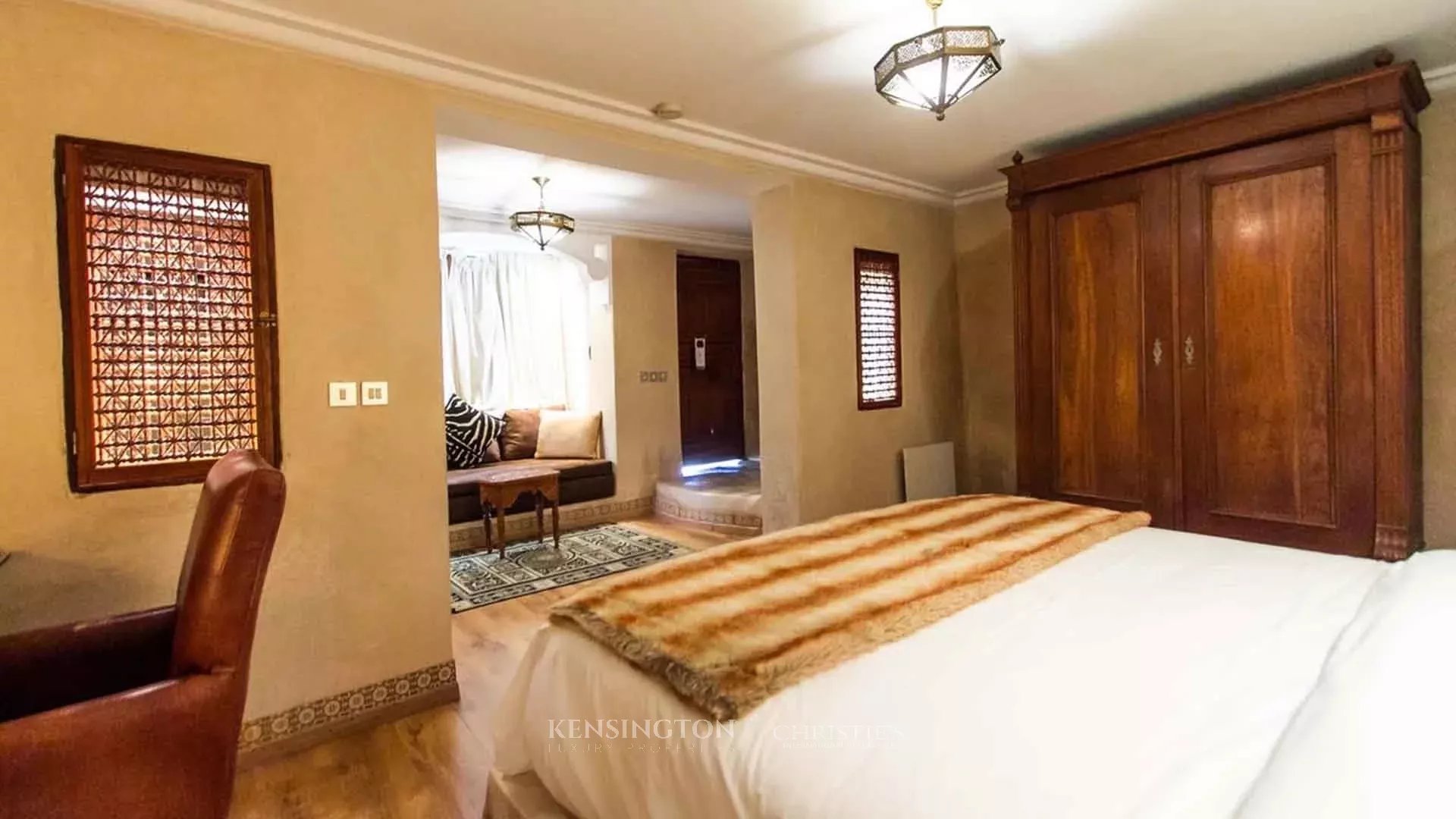 10 Bedroom Villa/Townhouse's Image 13