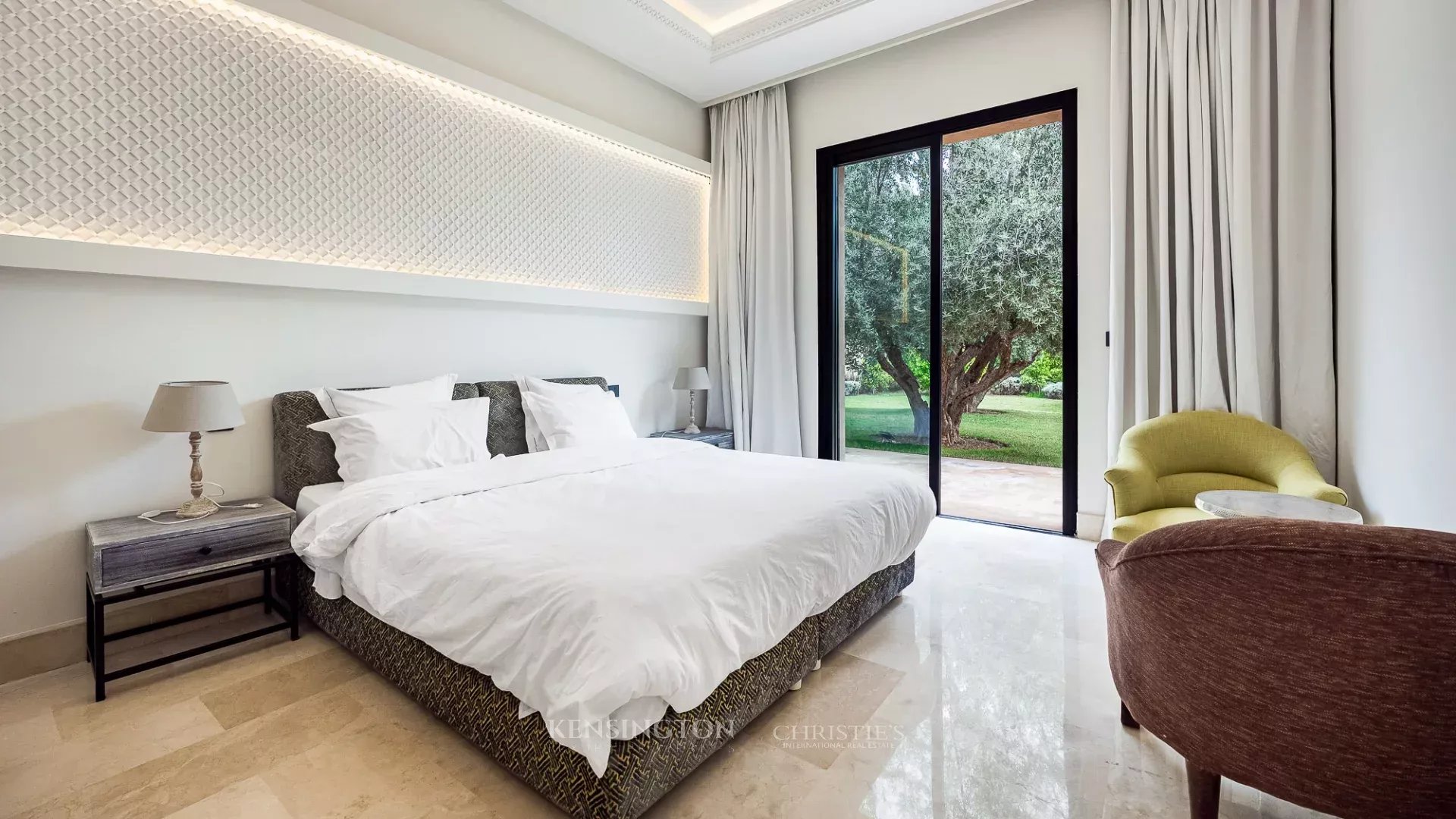 6 Bedroom Villa/Townhouse's Image 39