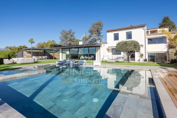 Luxury Sea View Villa Villeneuve-Loubet | Family Legacy Estate — photo 2