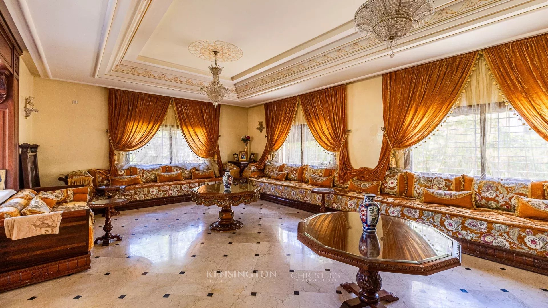 4 Bedroom Villa/Townhouse's Image 4