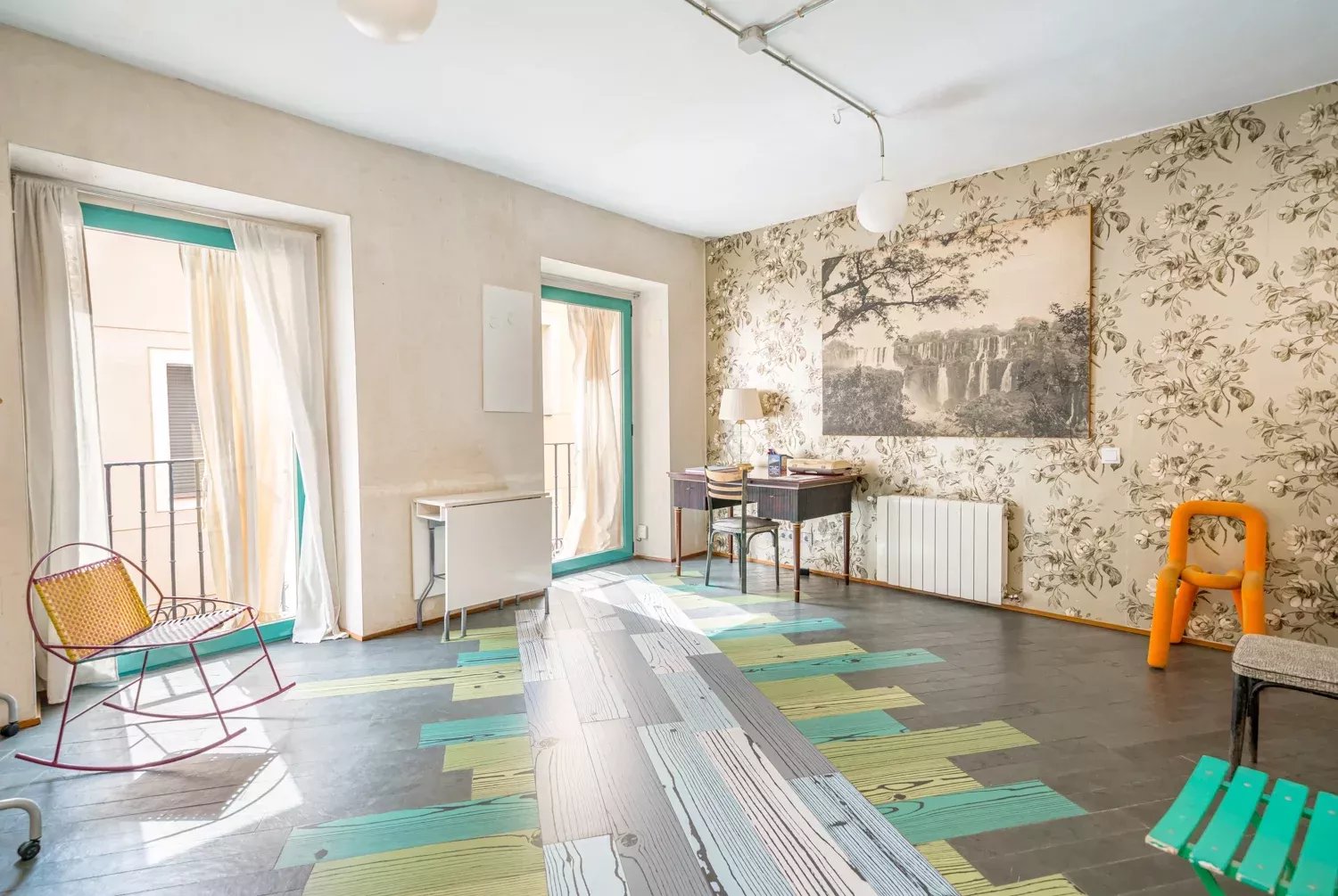 Apartment in a classic building in Malasaña