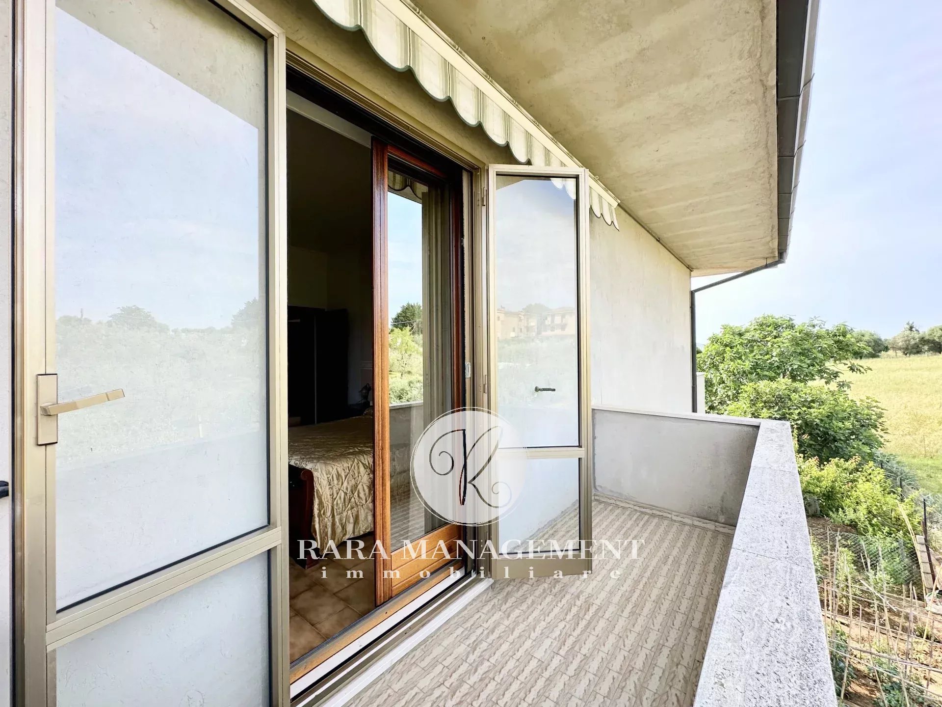 PORTO SANT'ELPIDIO, ZONA CRETAROLA | ARREDATO | NO CONDOMINIO | 2 CAMERE MATRIMONIALI | 2 BALCONI | MANSARDA | POSTO AUTO ESCLUSIVO | CORTE ESCLUSIVA | ZONA RESIDENZIALE RISERVATA E BEN SERVITA |