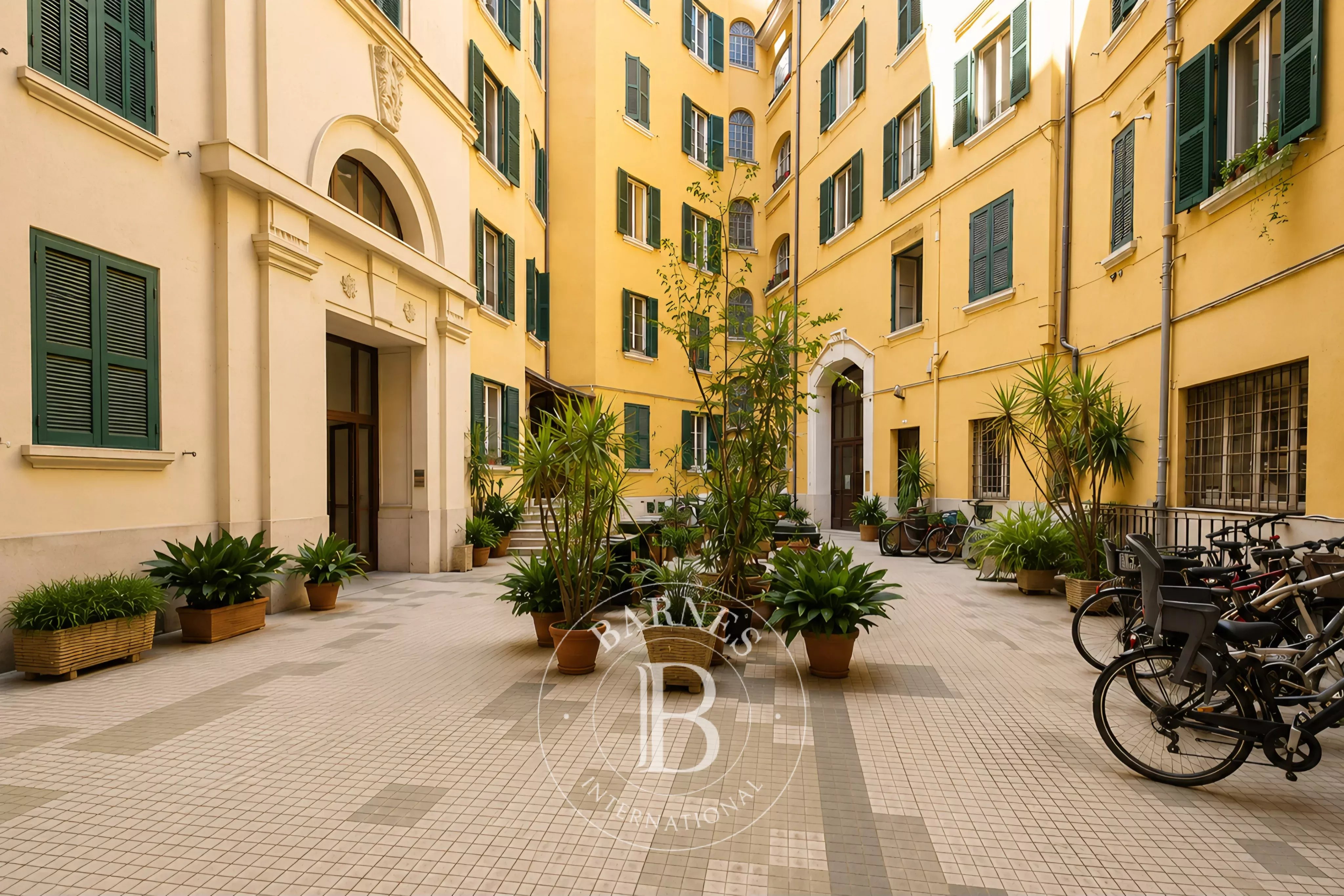 Roma  - Bureaux 13 Pi&egrave;ces - picture 8