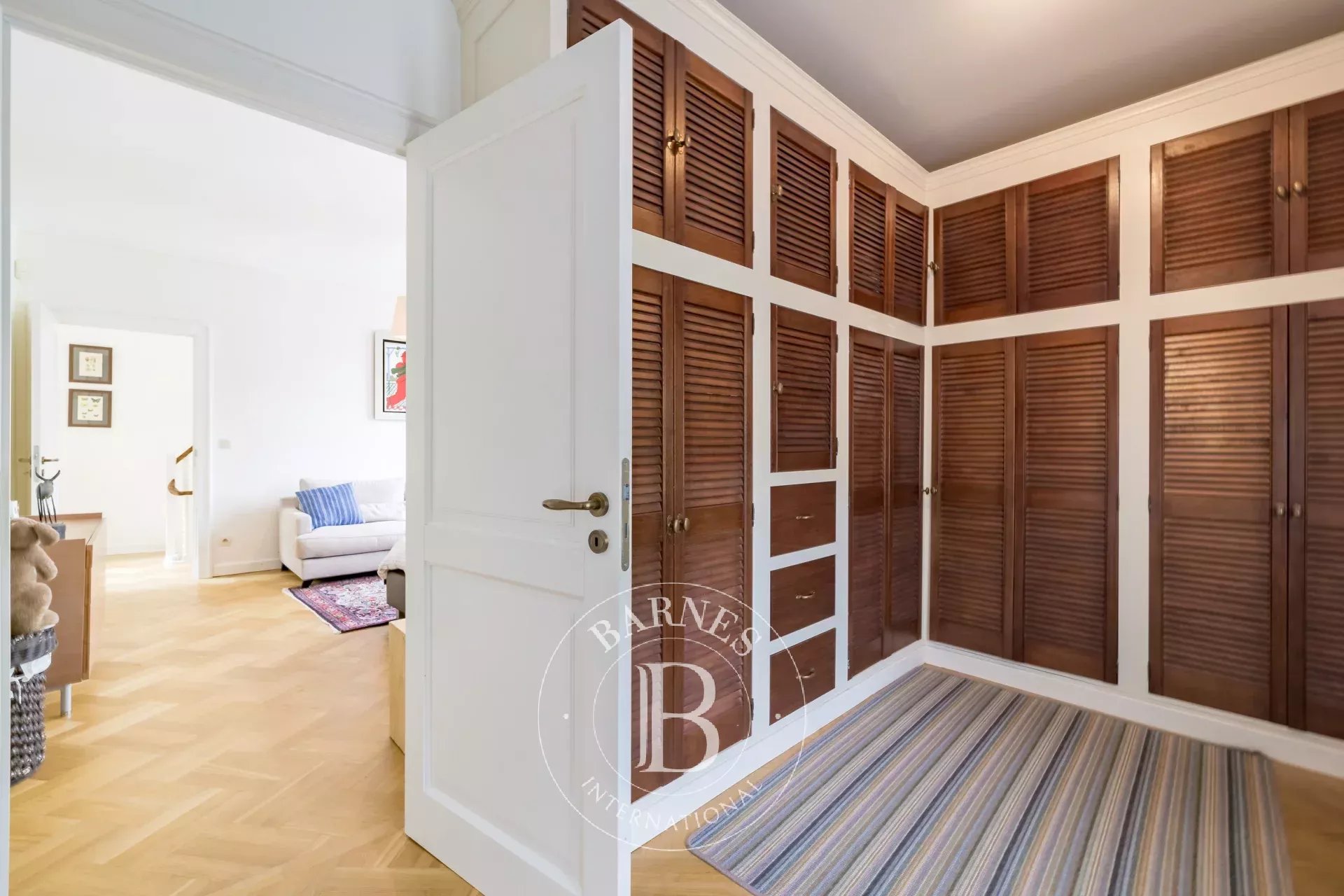 Charming villa in a sought-after neighborhood of Lasne.