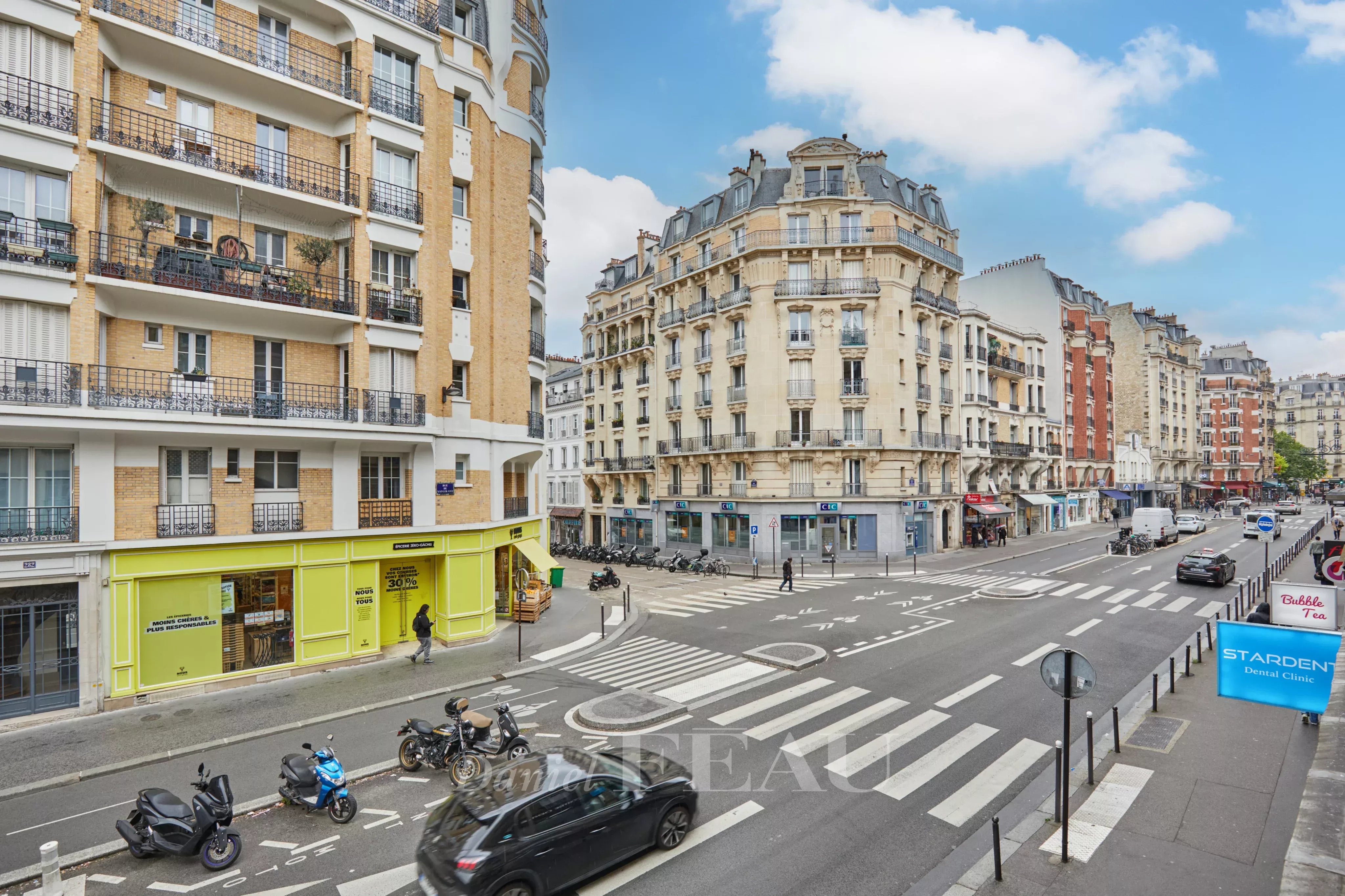 Sale Apartment Paris 15th