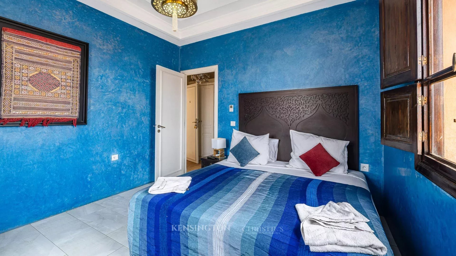6 Bedroom Villa/Townhouse's Image 29