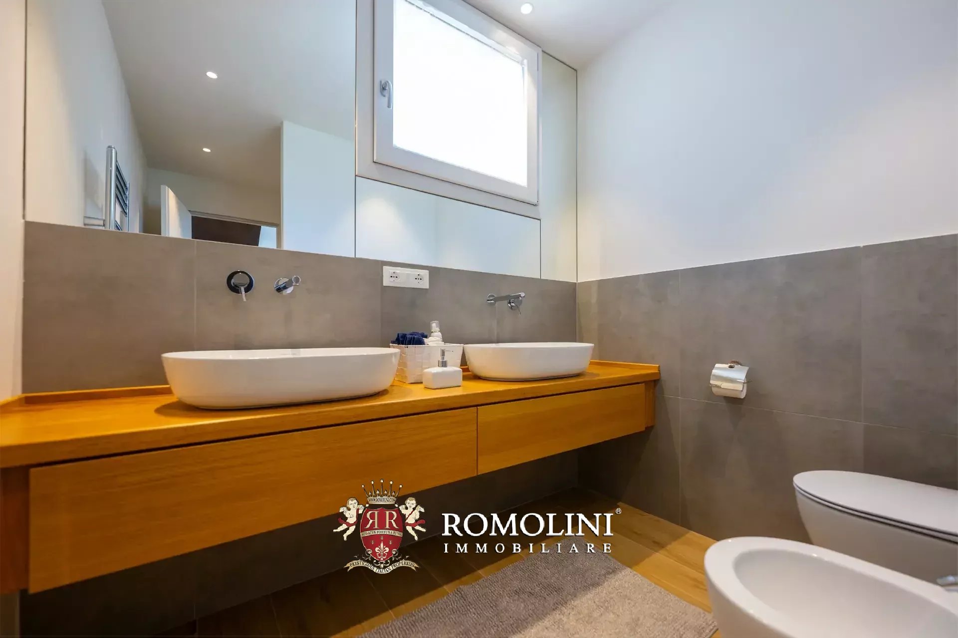 3 Bedroom Villa/Townhouse's Image 32