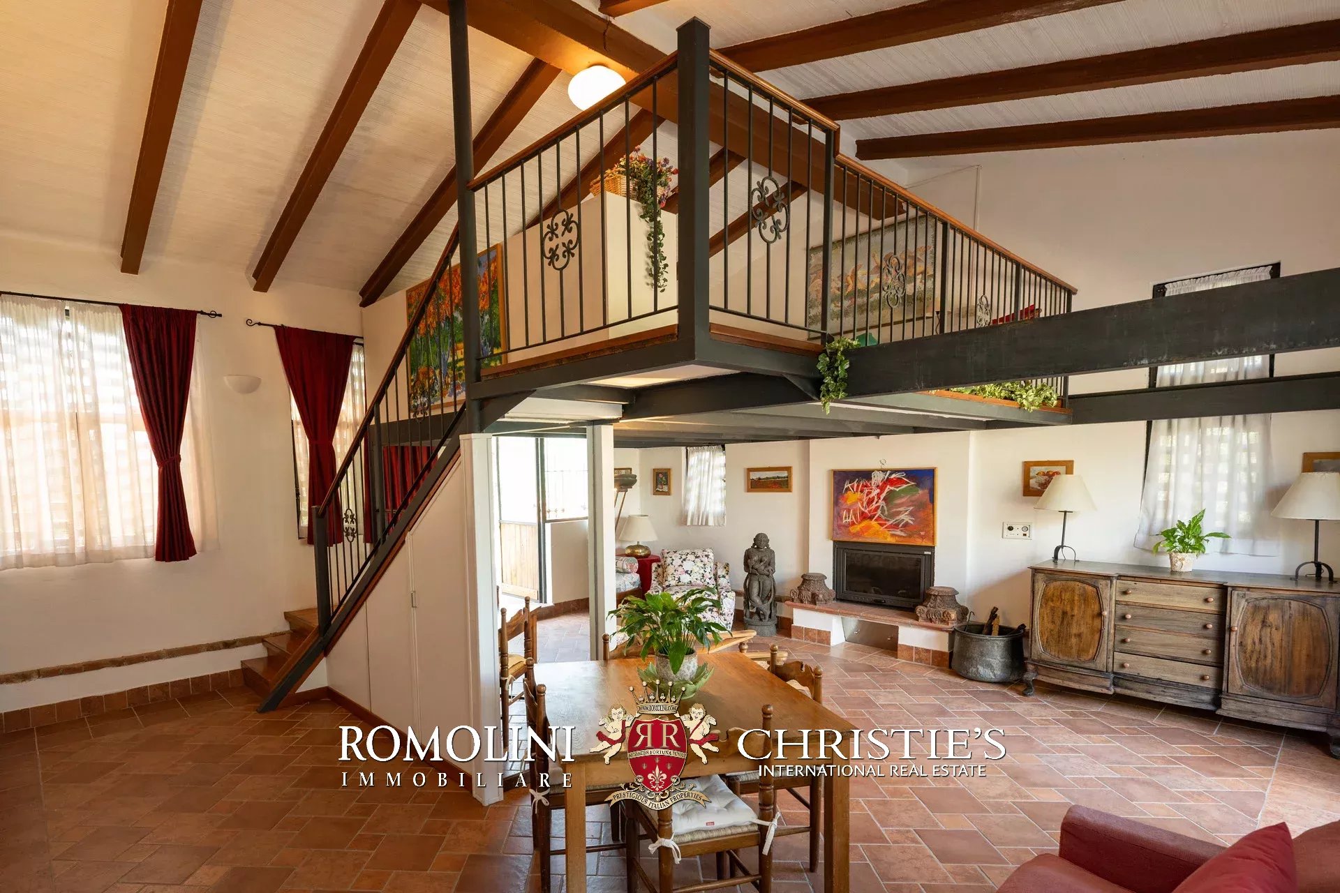 9 Bedroom Villa/Townhouse's Image 89