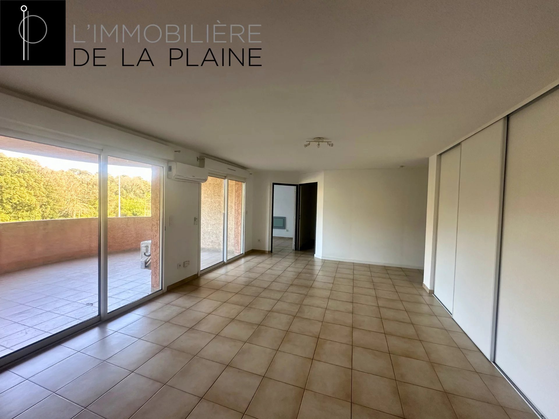 Appartement T3 en location 890 € (CHARGES ET EAU COMPRISES)