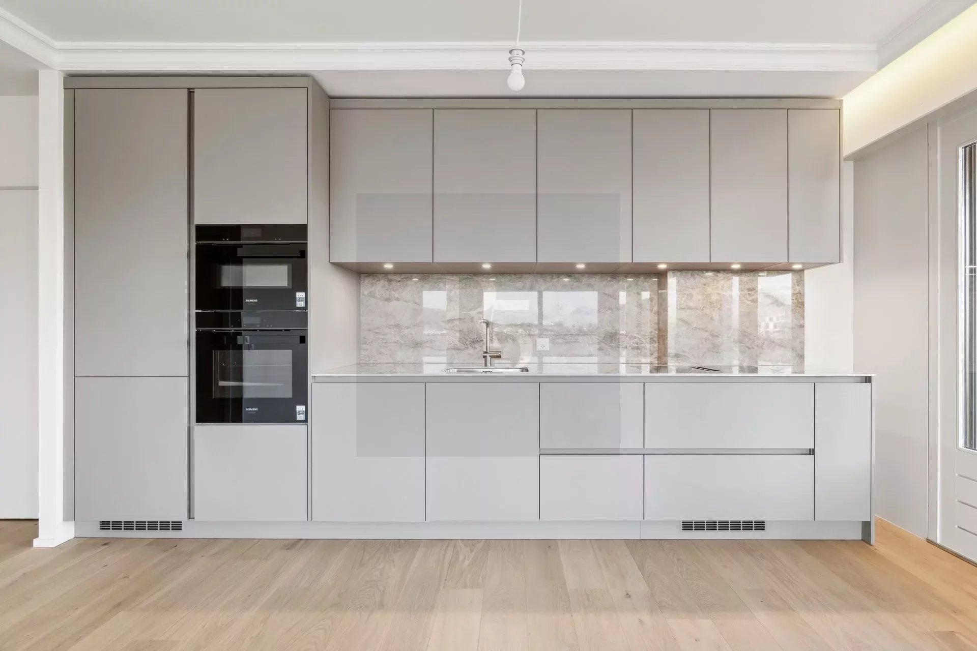 Modern 3-Bedroom Apartment with Panoramic Views in Cologny — photo 3