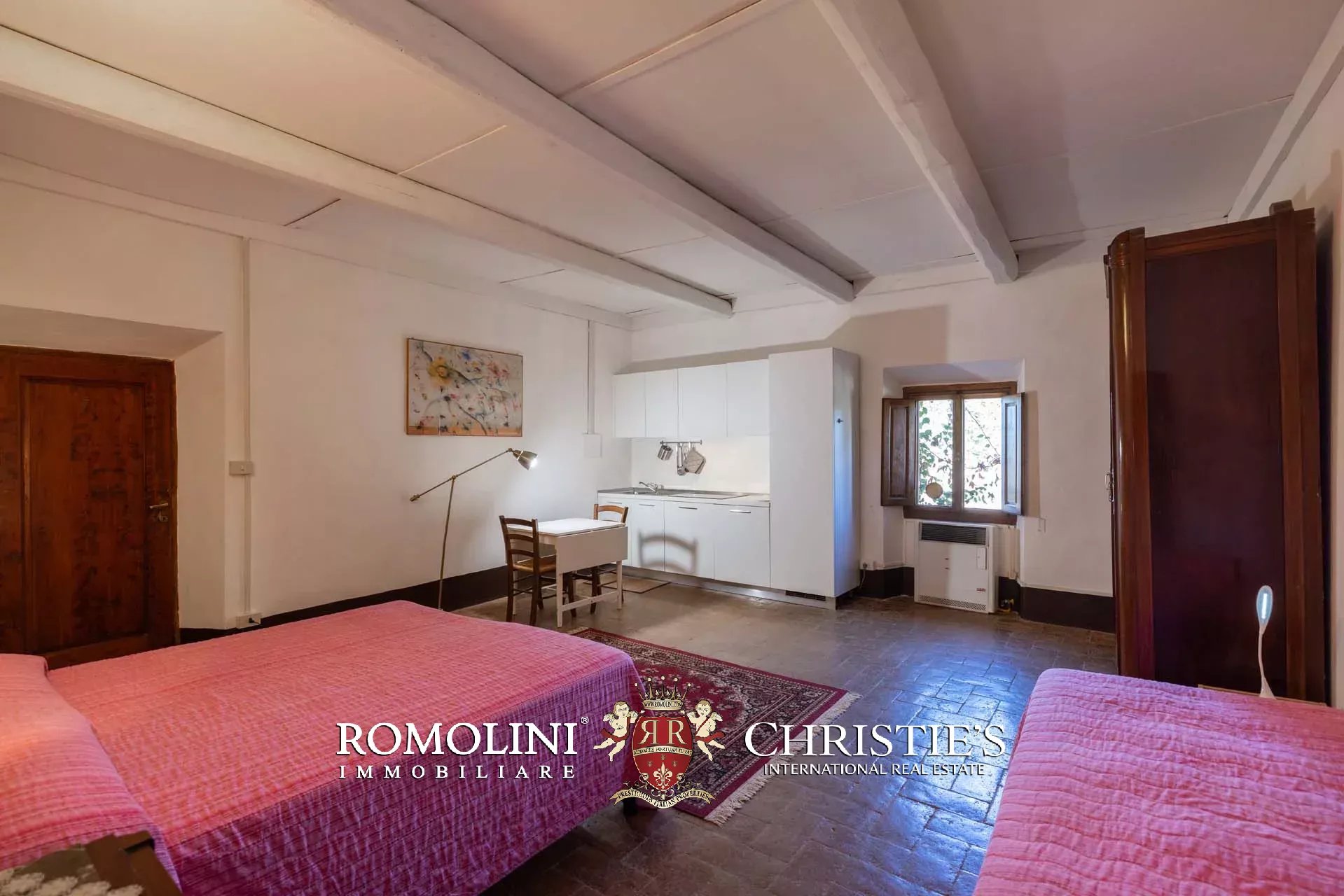 10 Bedroom Villa/Townhouse's Image 58