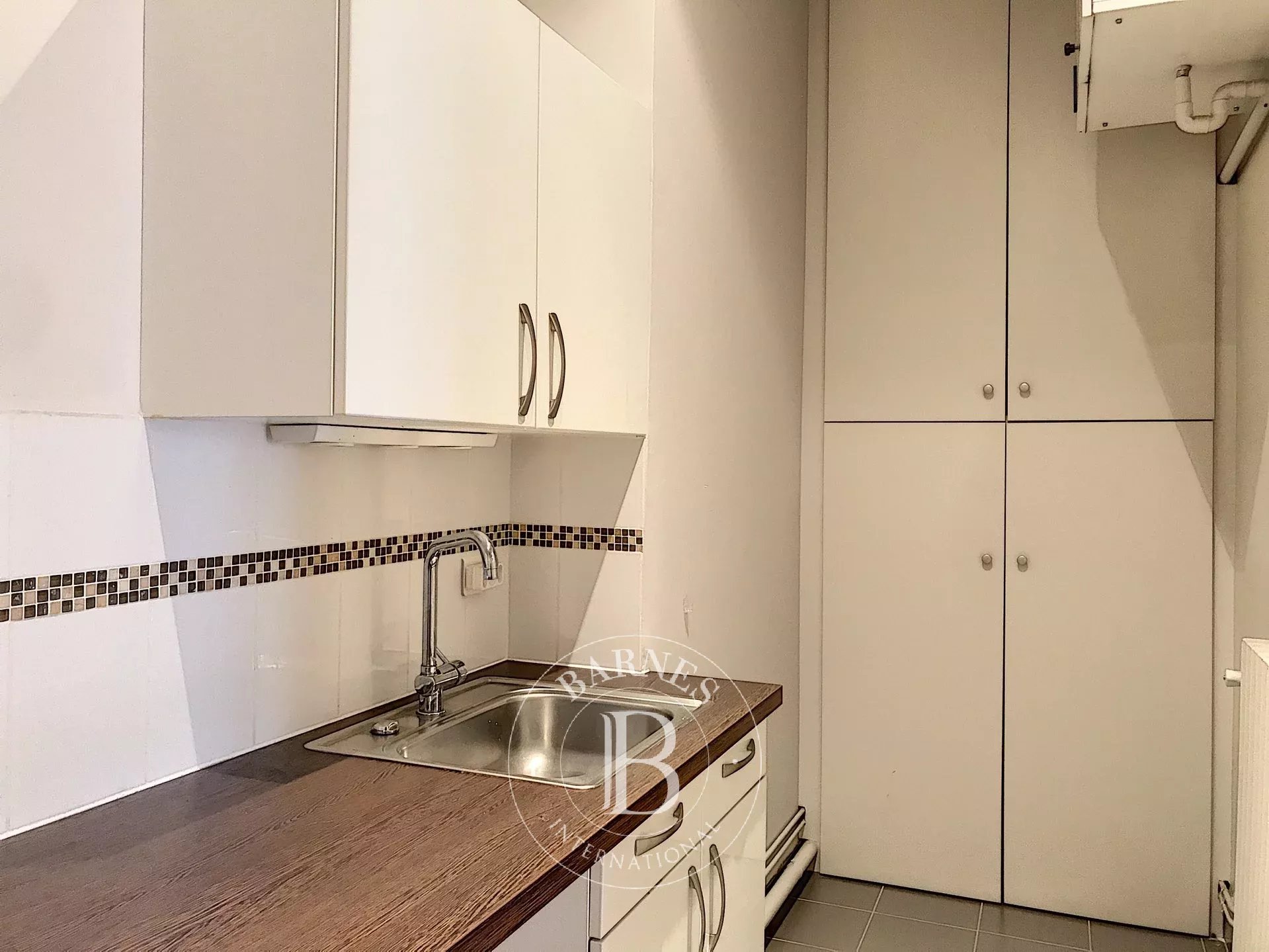 Daire Paris 8ème - picture 12