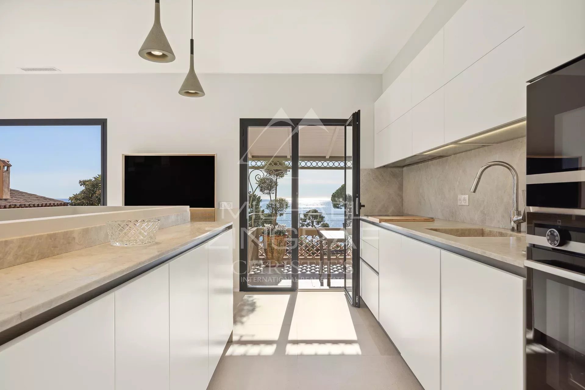 3 Bedroom Villa/Townhouse's Image 3