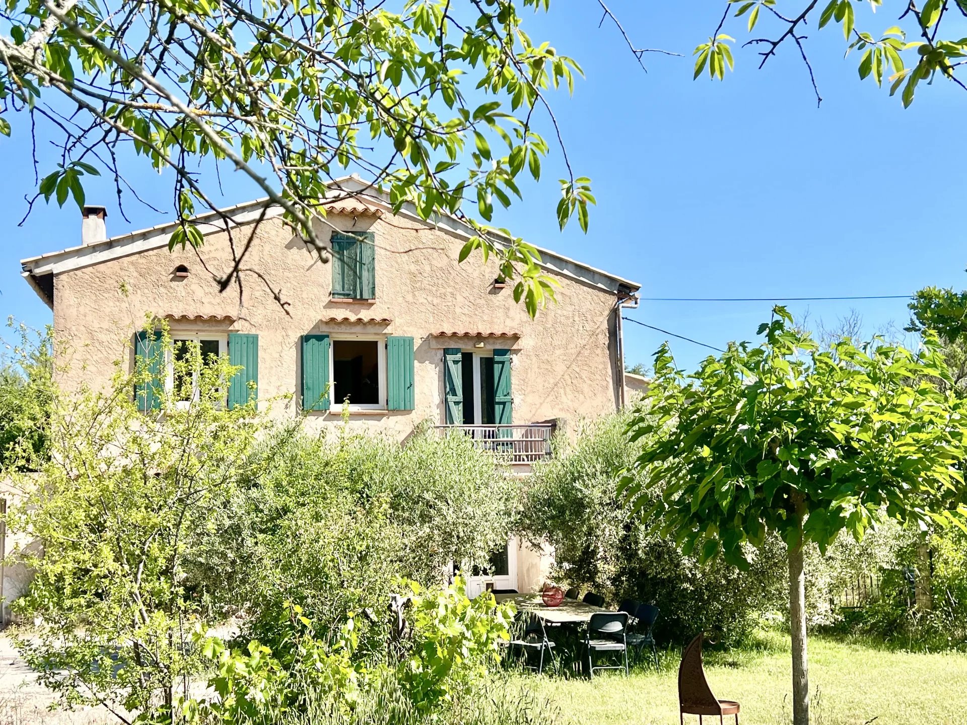 Maison de campagne de 157 m² sur 6 569 m² de terrain
