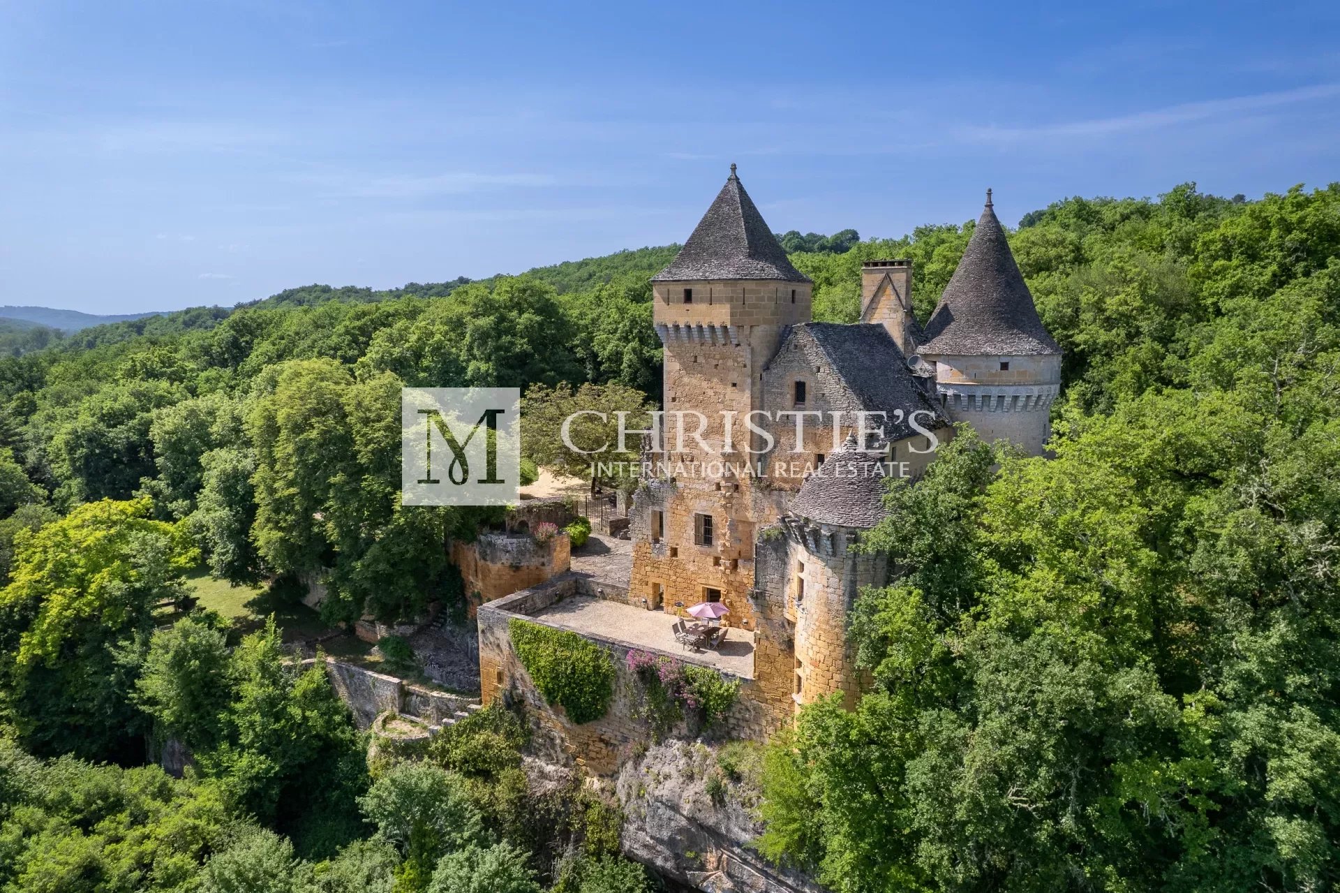 9 Bedroom Chateau's Image 31
