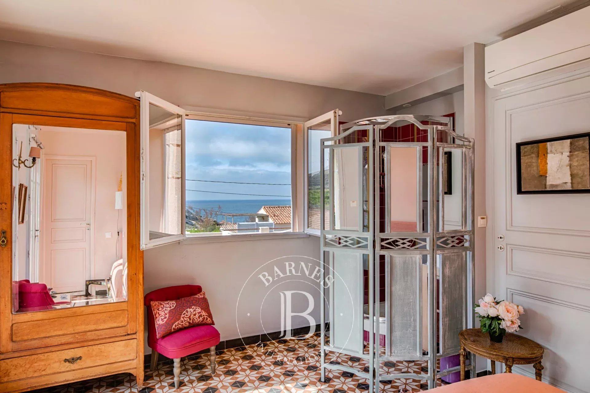 Ev Marseille 8ème - picture 17