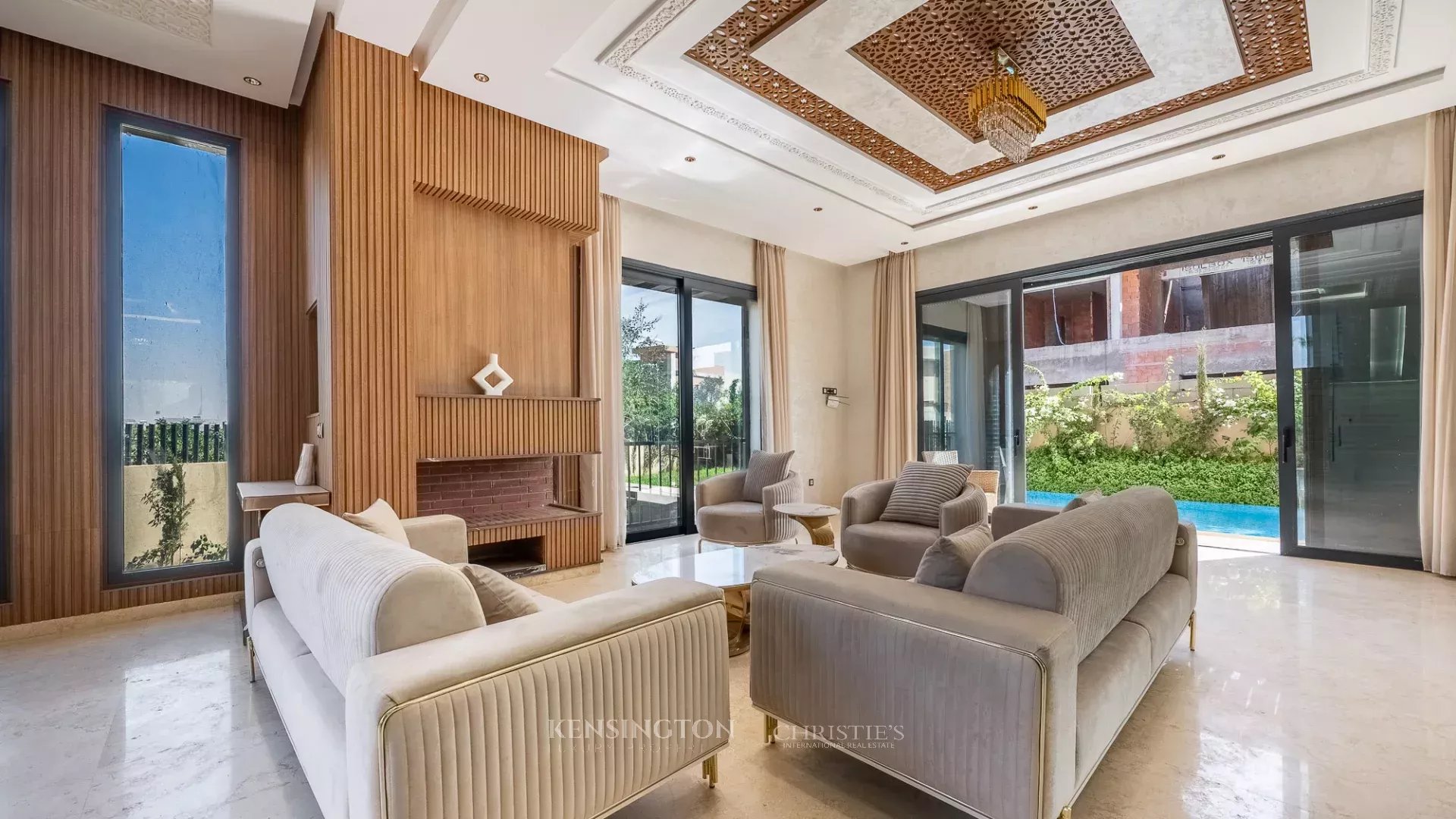 4 Bedroom Villa/Townhouse's Image 3