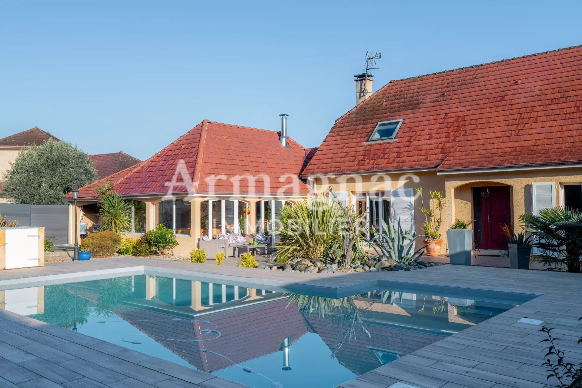 Agence immobilière de 