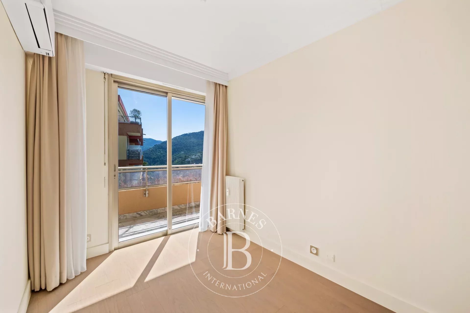 Daire Nice - picture 17