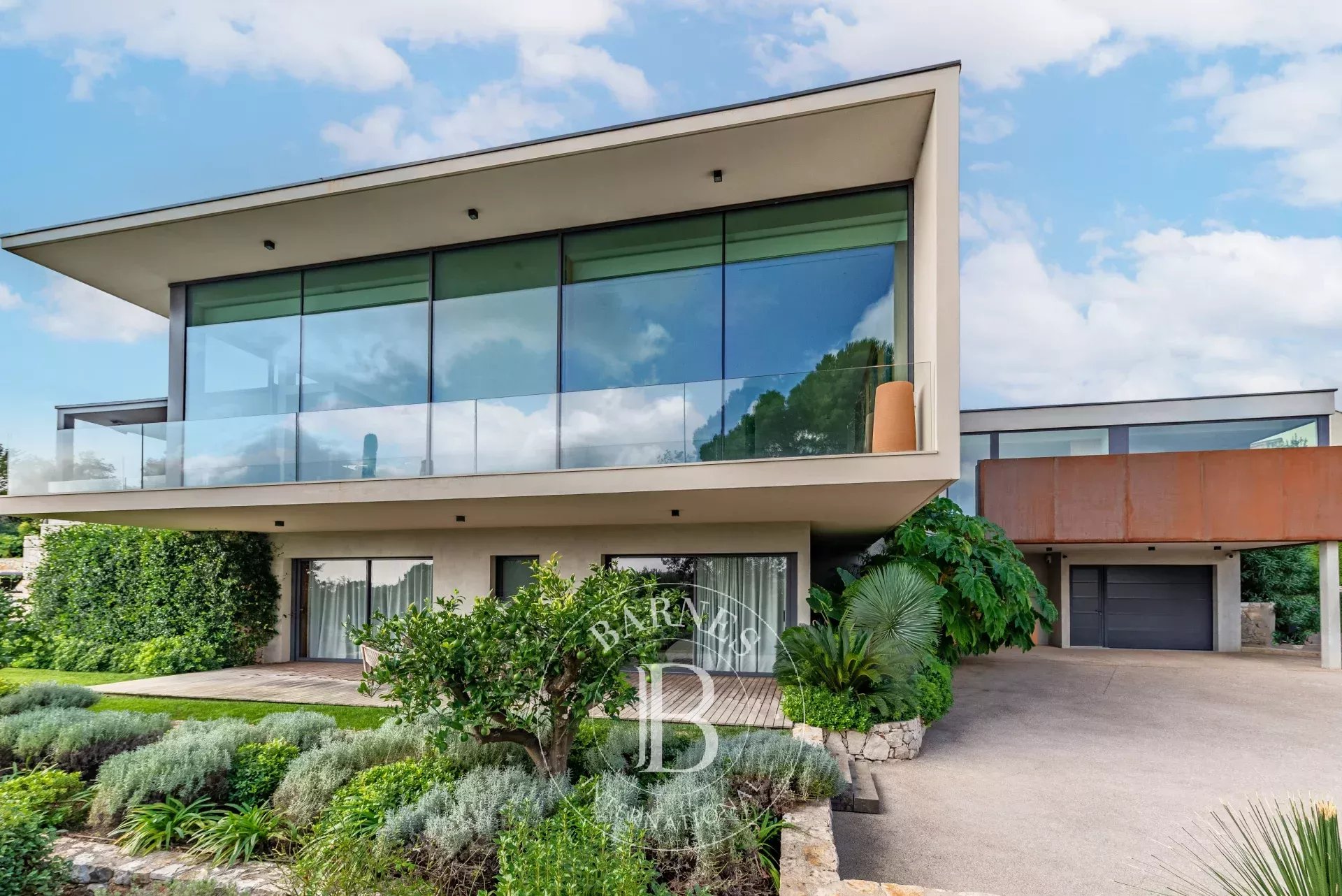 Entre Cannes et Nice - Domaine fermé - Contemporaine d’exception - Vue mer - picture 4