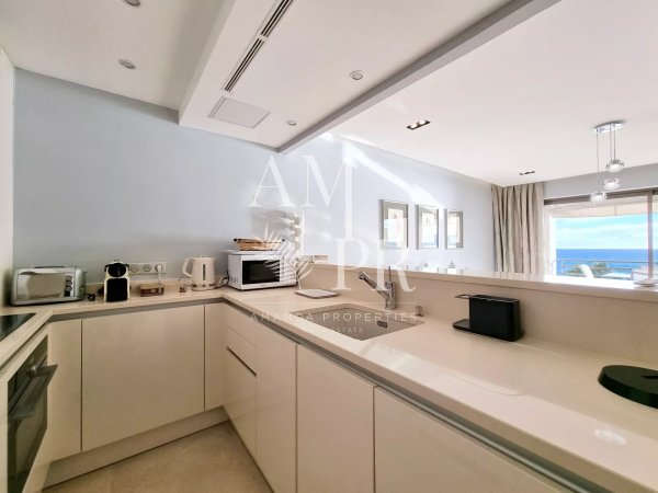 Luxury Apartment Cannes Croisette | Prestigious Family Legacy Estate — photo 5