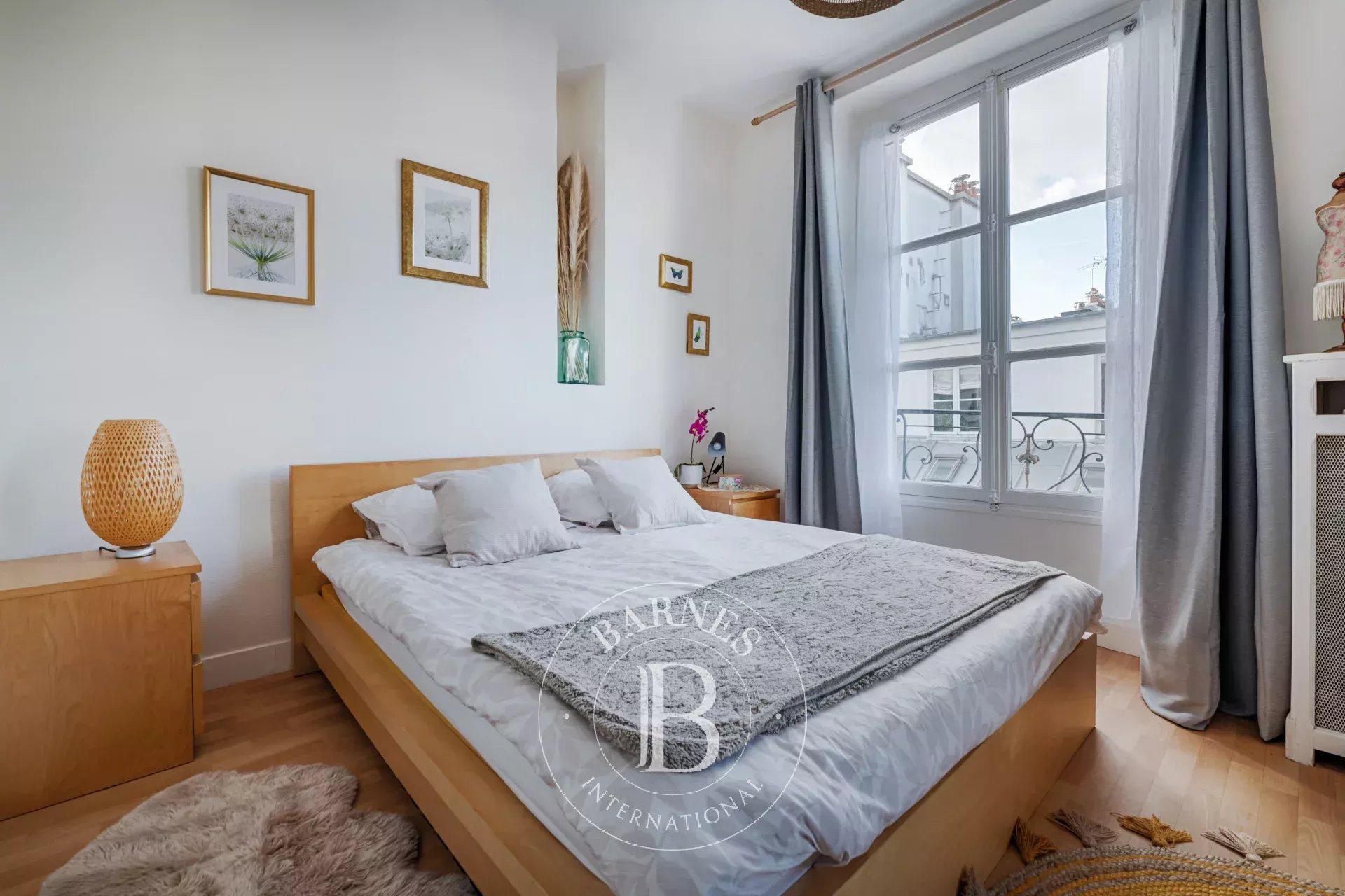 Daire Paris 3ème - picture 8