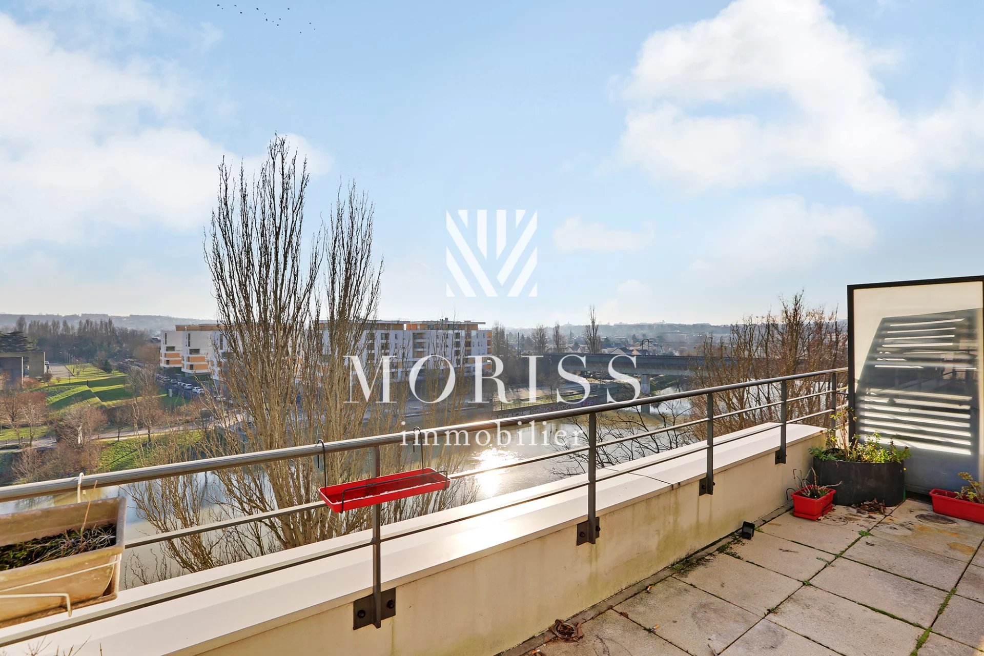 Agence immobilière de 