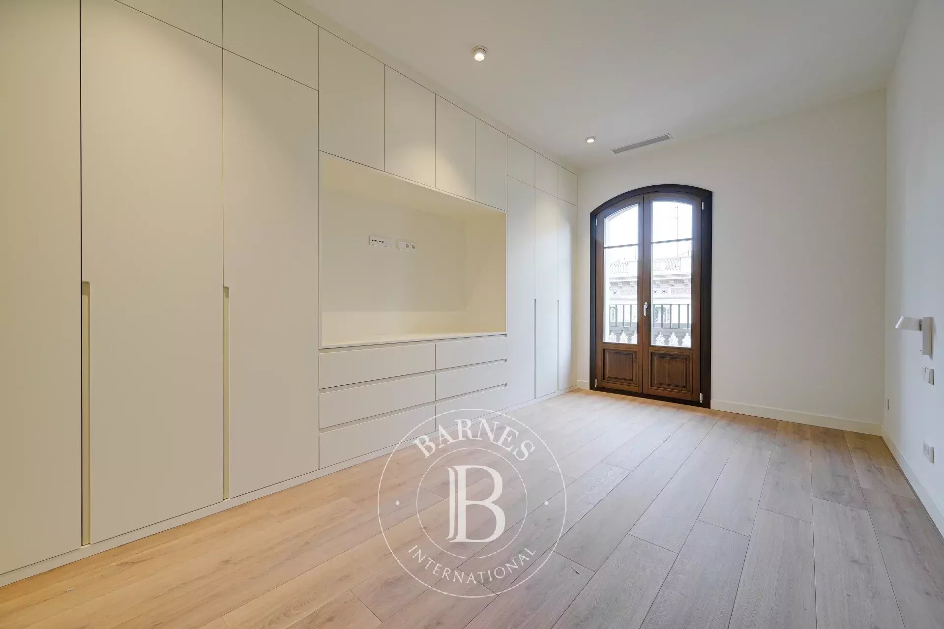 Penthouse Barcelona - picture 18