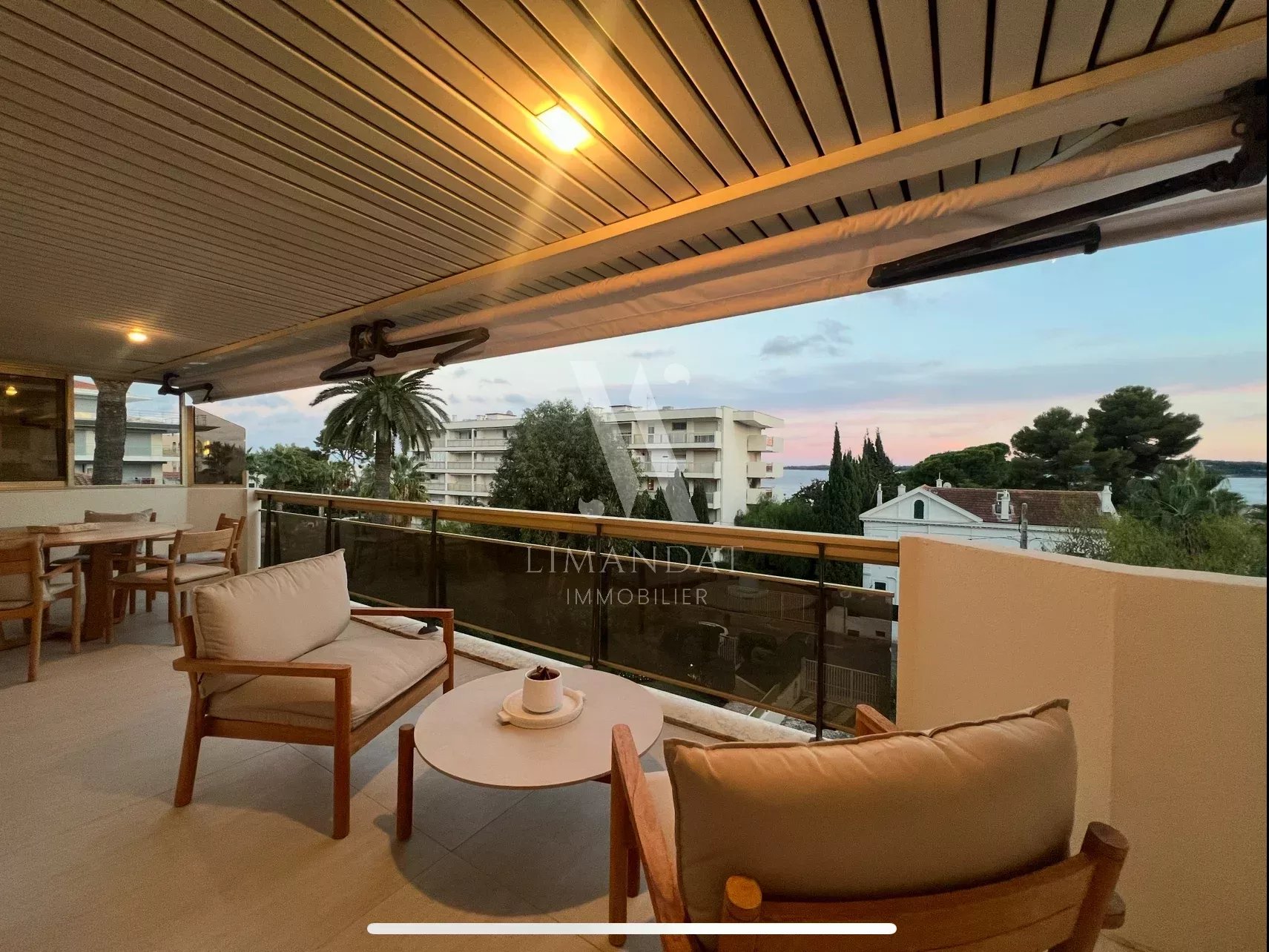 APPARTEMENT 100M2 VUE MER  PALM BEACH