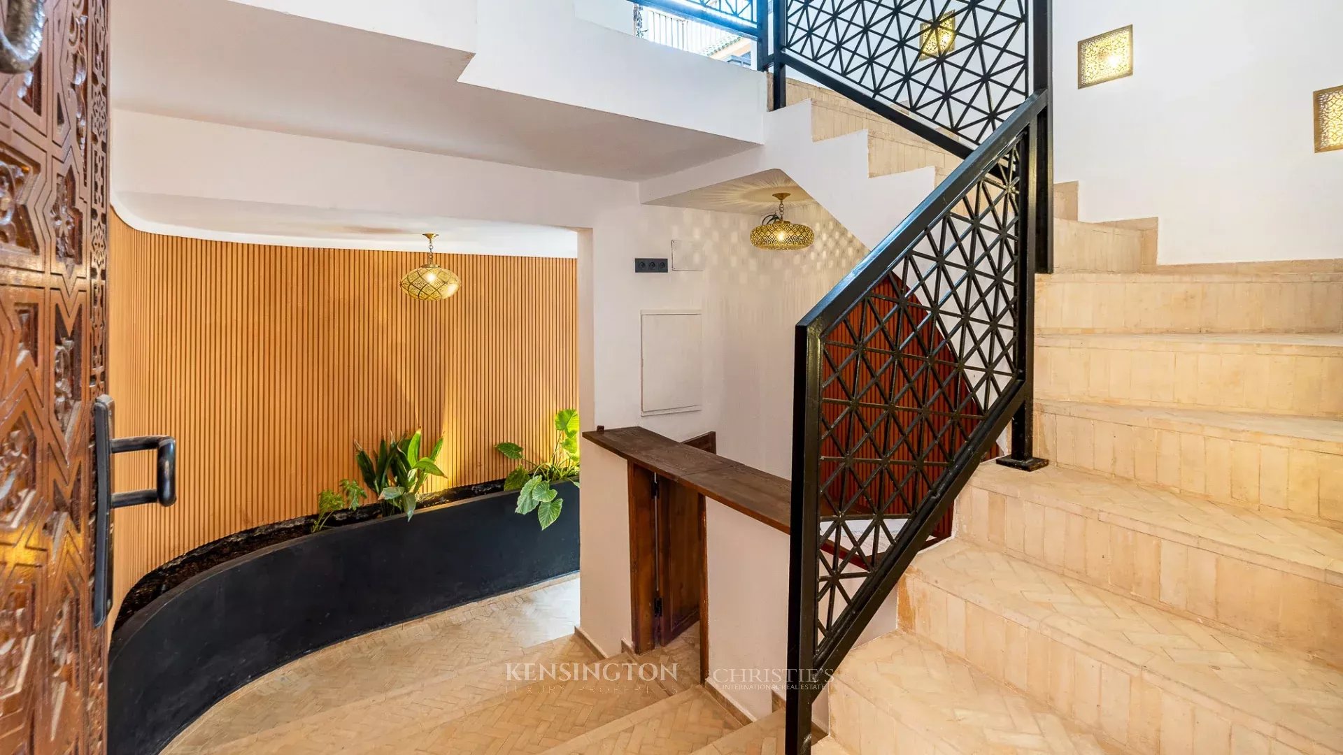 5 Bedroom Villa/Townhouse's Image 10