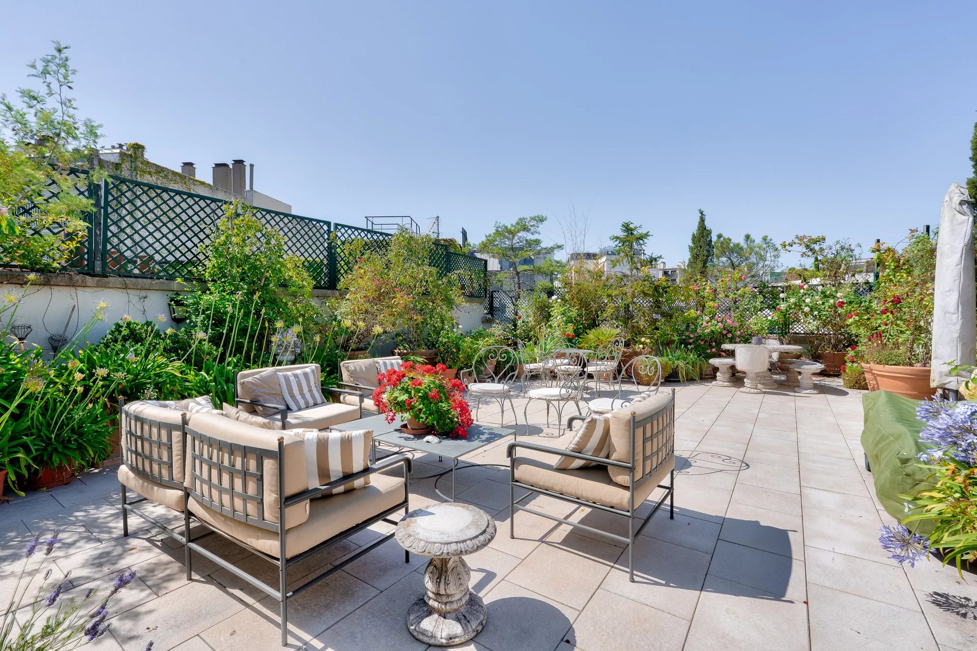 House with private and secure lane - Muette sud