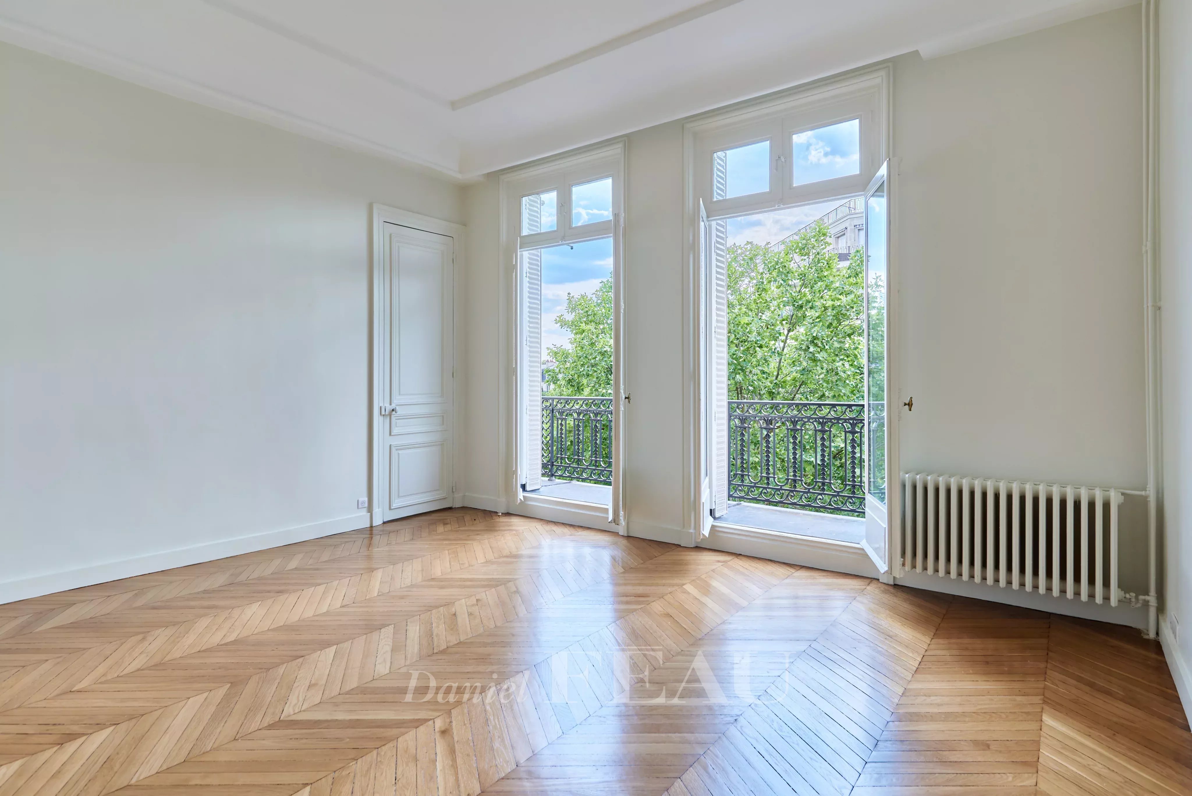 Rental Apartment Paris 8th
