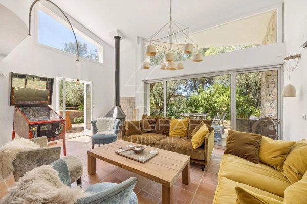 Elegant Provençal Villa Within Walking Distance of Tourrettes-sur-Loup Village — photo 5