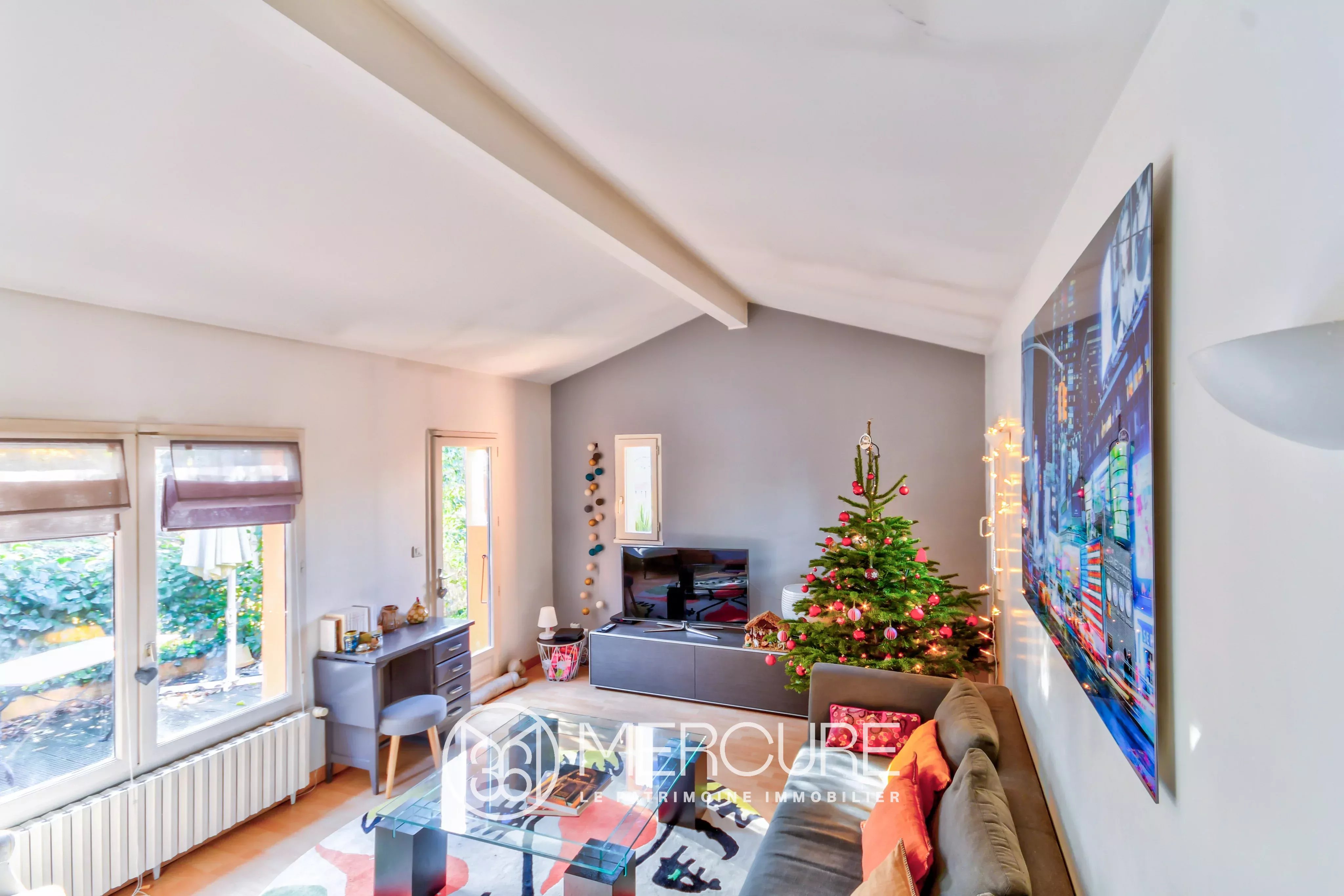 TOWN HOUSE – NICE GARDEN - 8336TS