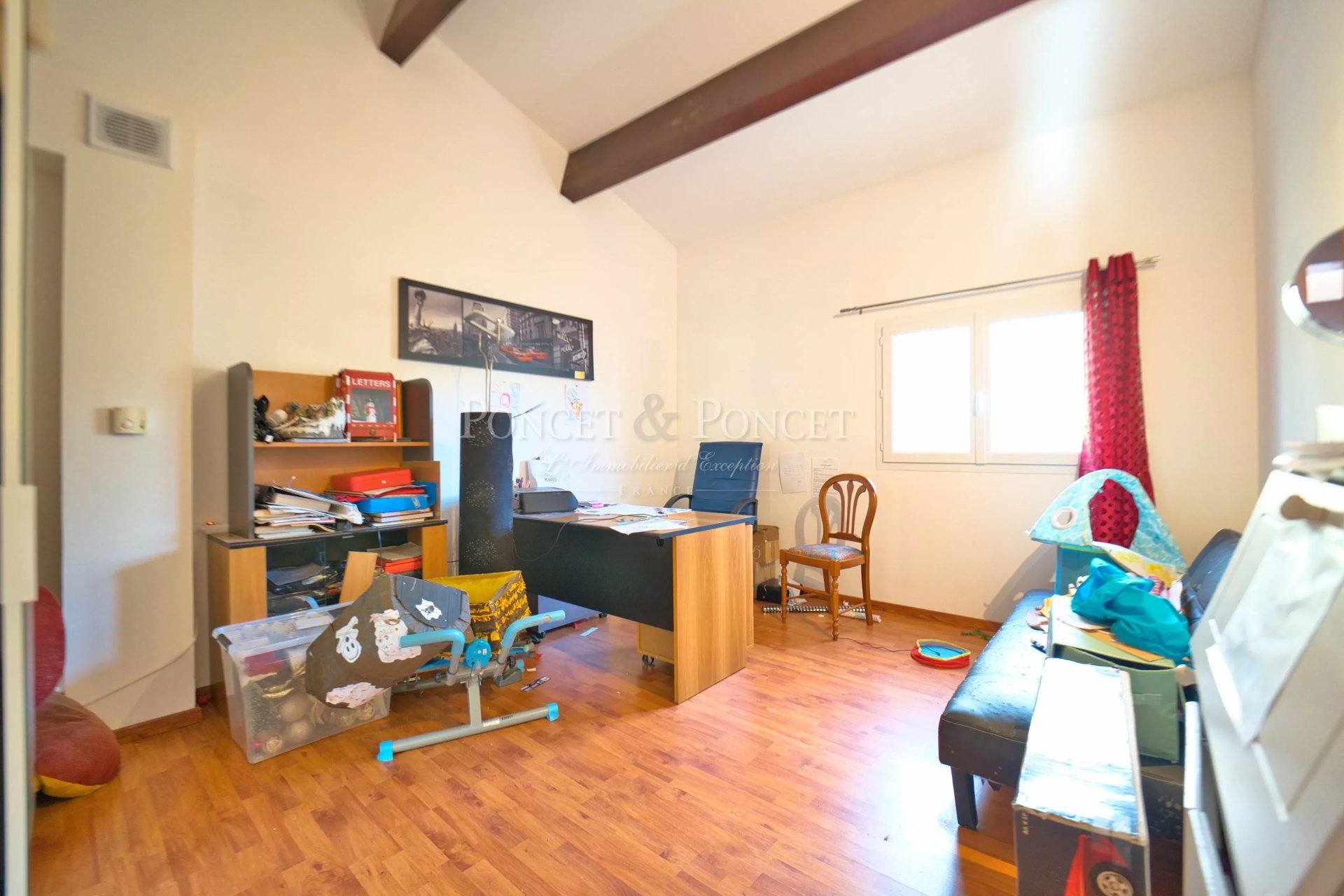 4 Bedroom Villa/Townhouse's Image 7