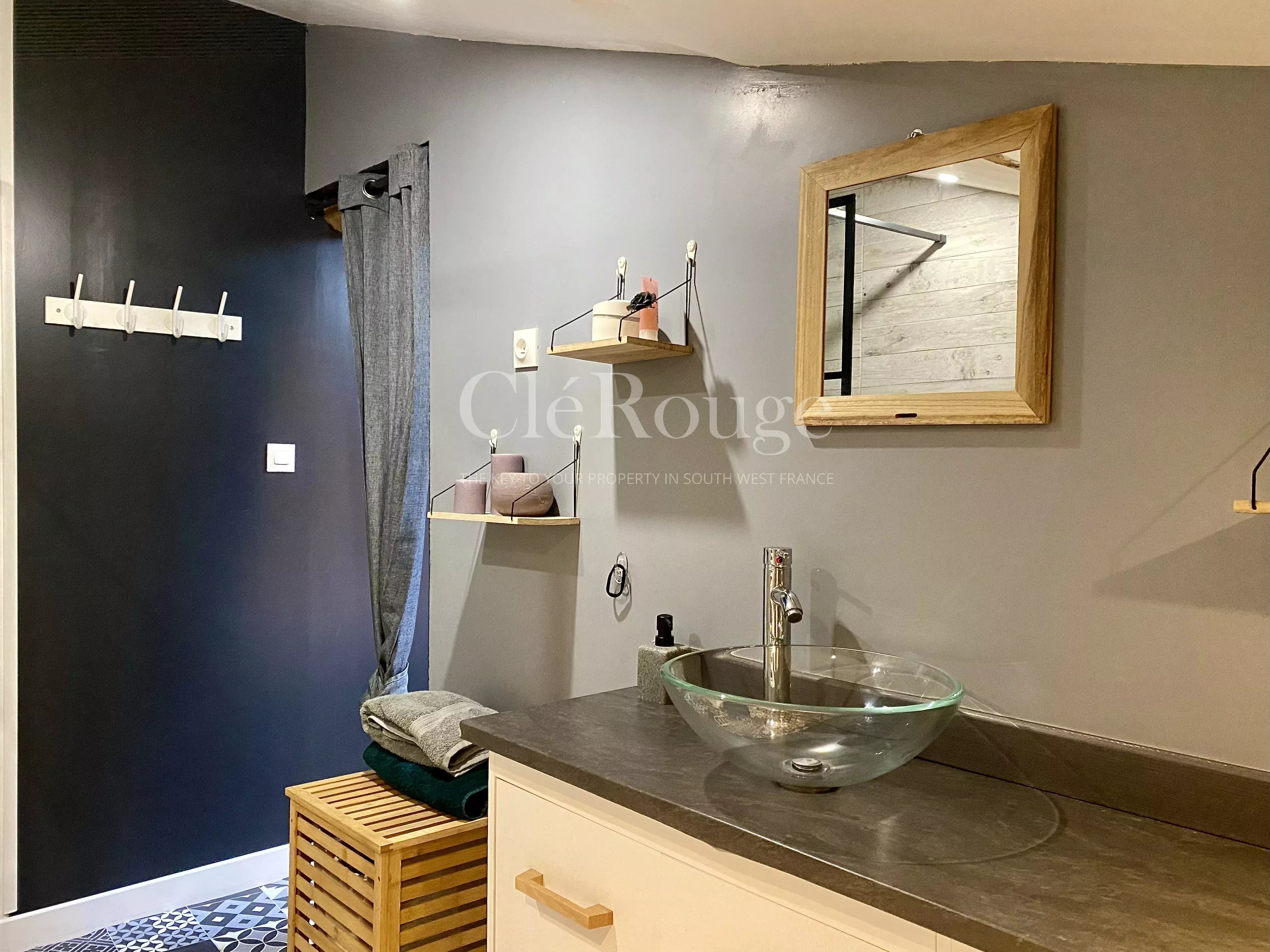 Proche de Sauveterre de Guyenne et de La Réole - Jolie maison de village rénovée