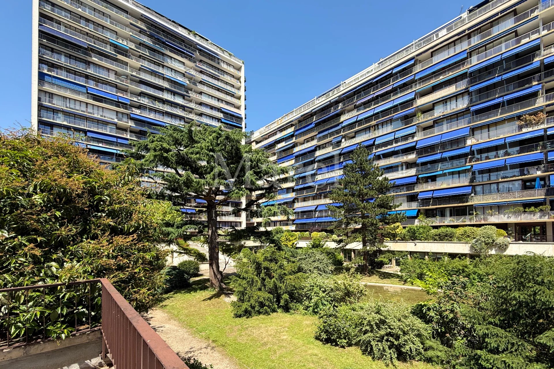 Sale Studio Boulogne-Billancourt