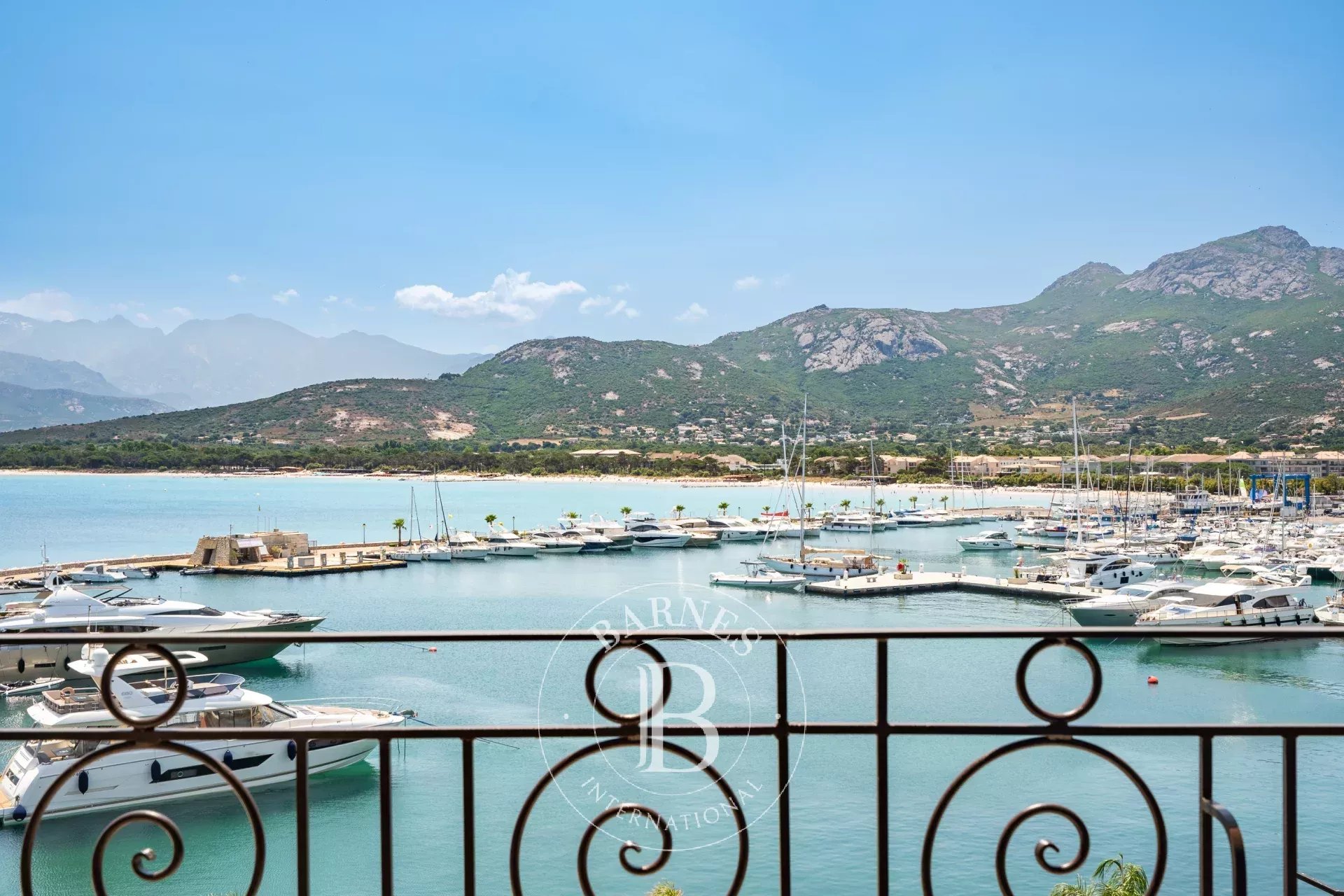 Calvi, exceptional apartment, 3 bedrooms, panoramic sea view