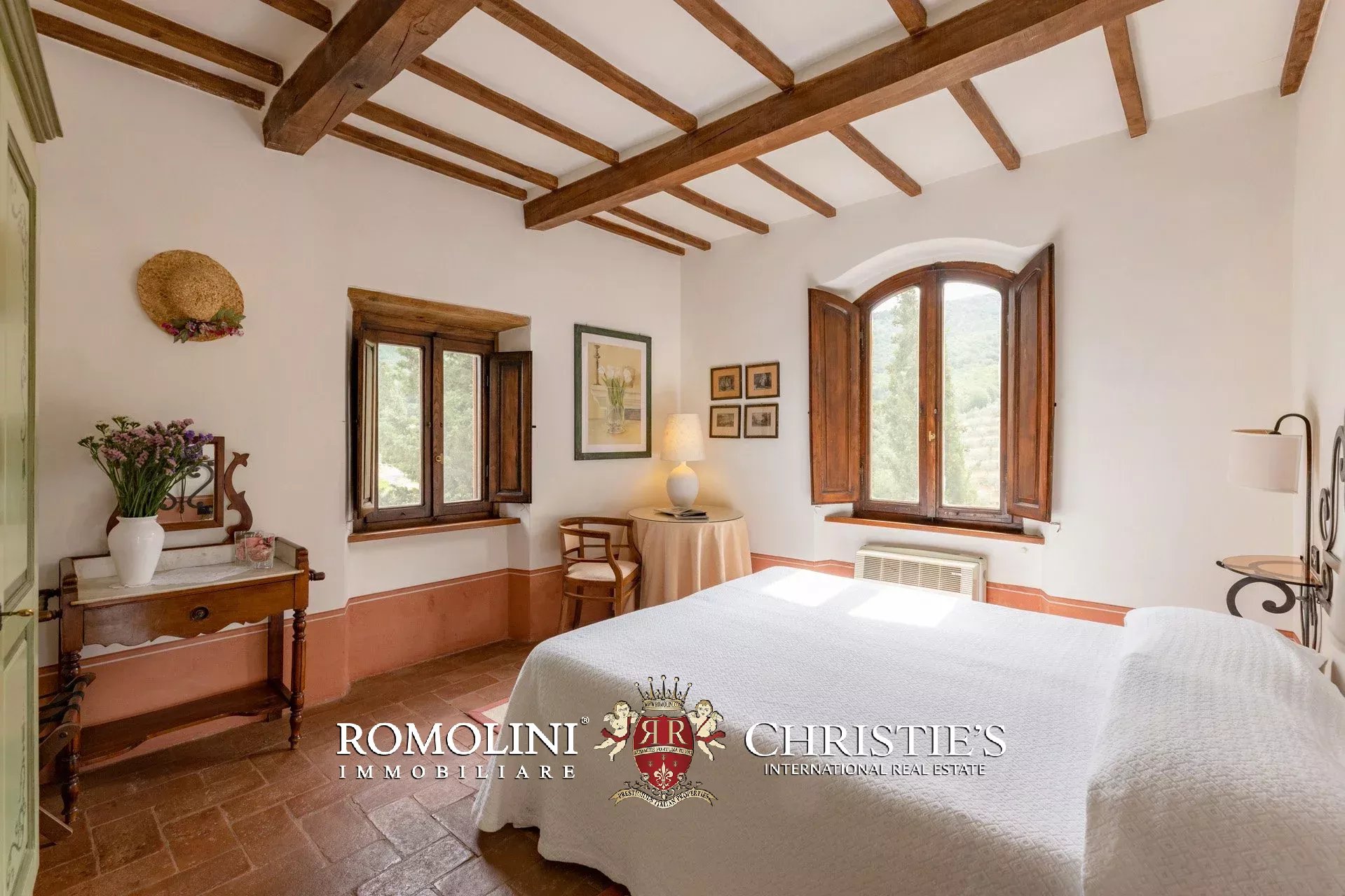 19 Bedroom Villa/Townhouse's Image 98