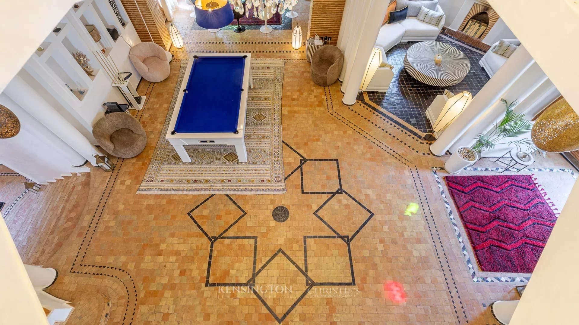 6 Bedroom Villa/Townhouse's Image 7