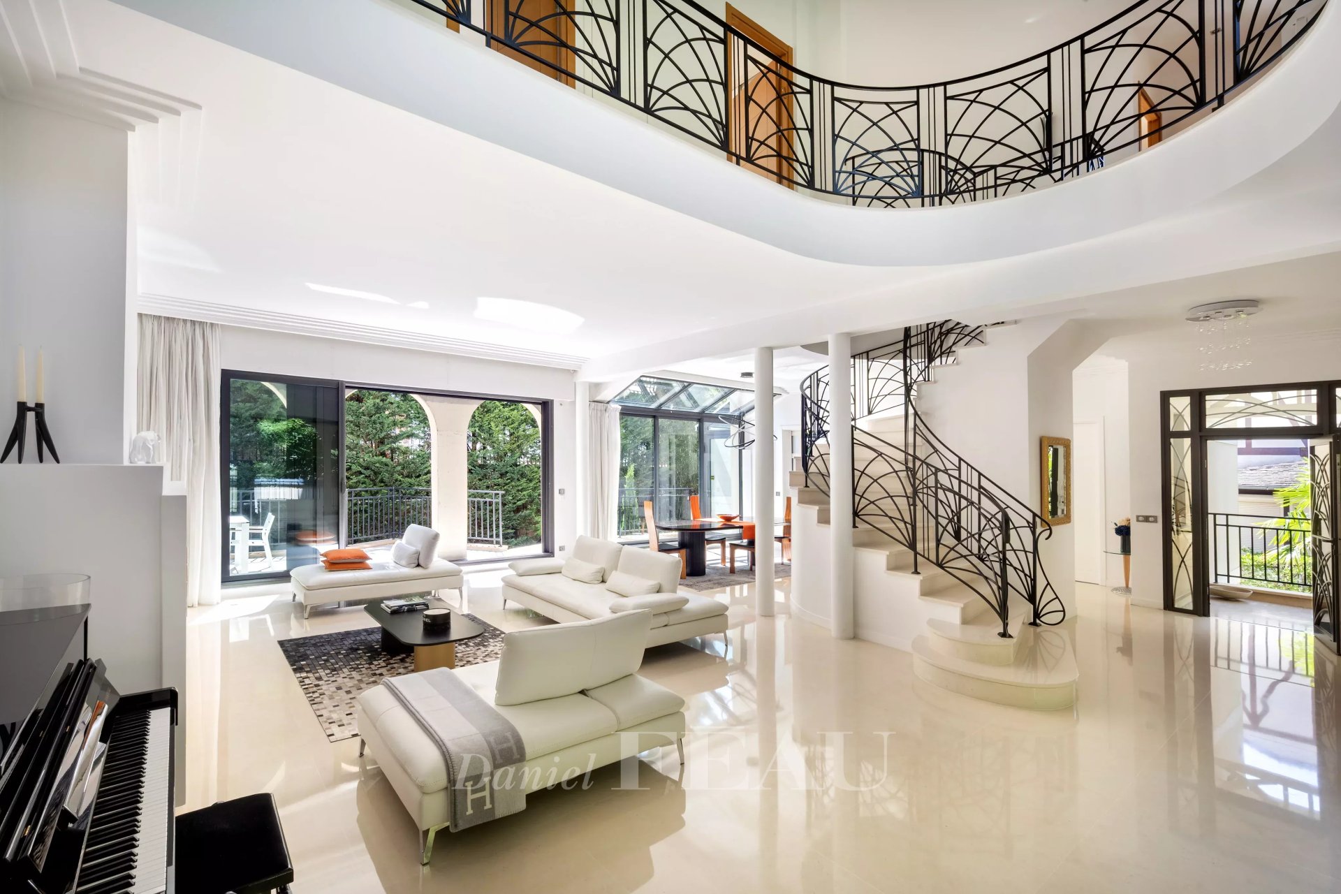5 Bedroom Villa/Townhouse's Image 5