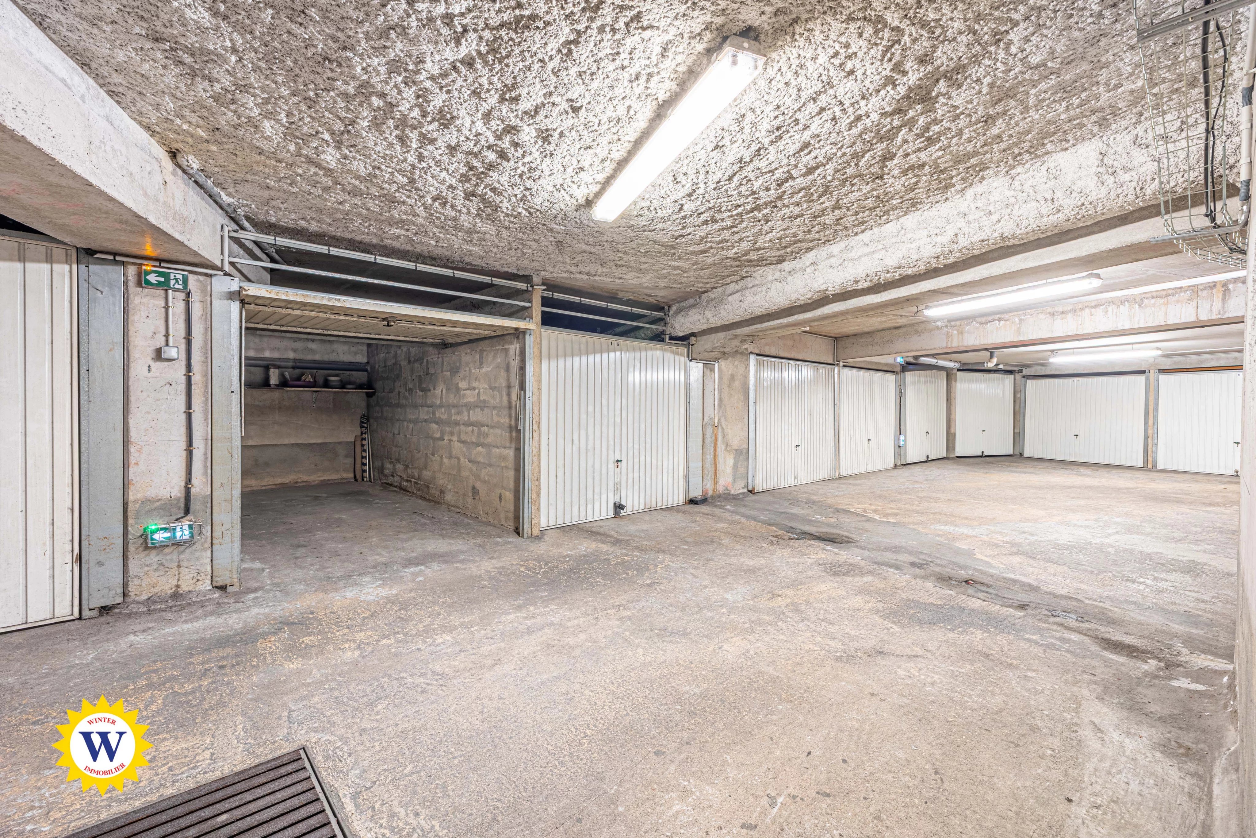 CANNES LA BOCCA – GRAND STUDIO AVEC TERRASSE SANS VIS-À-VIS - GARAGE EN SUS — photo 11