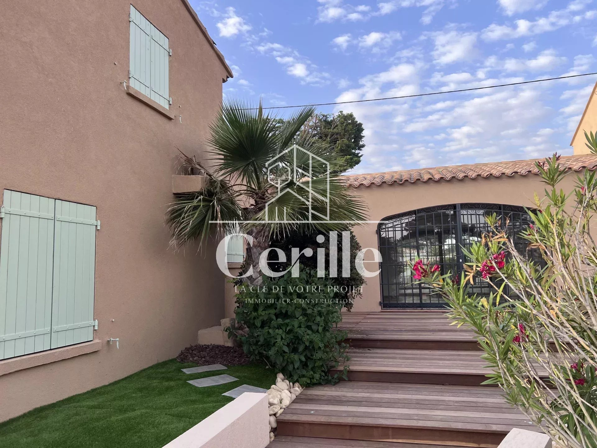 Agence immobilière de 